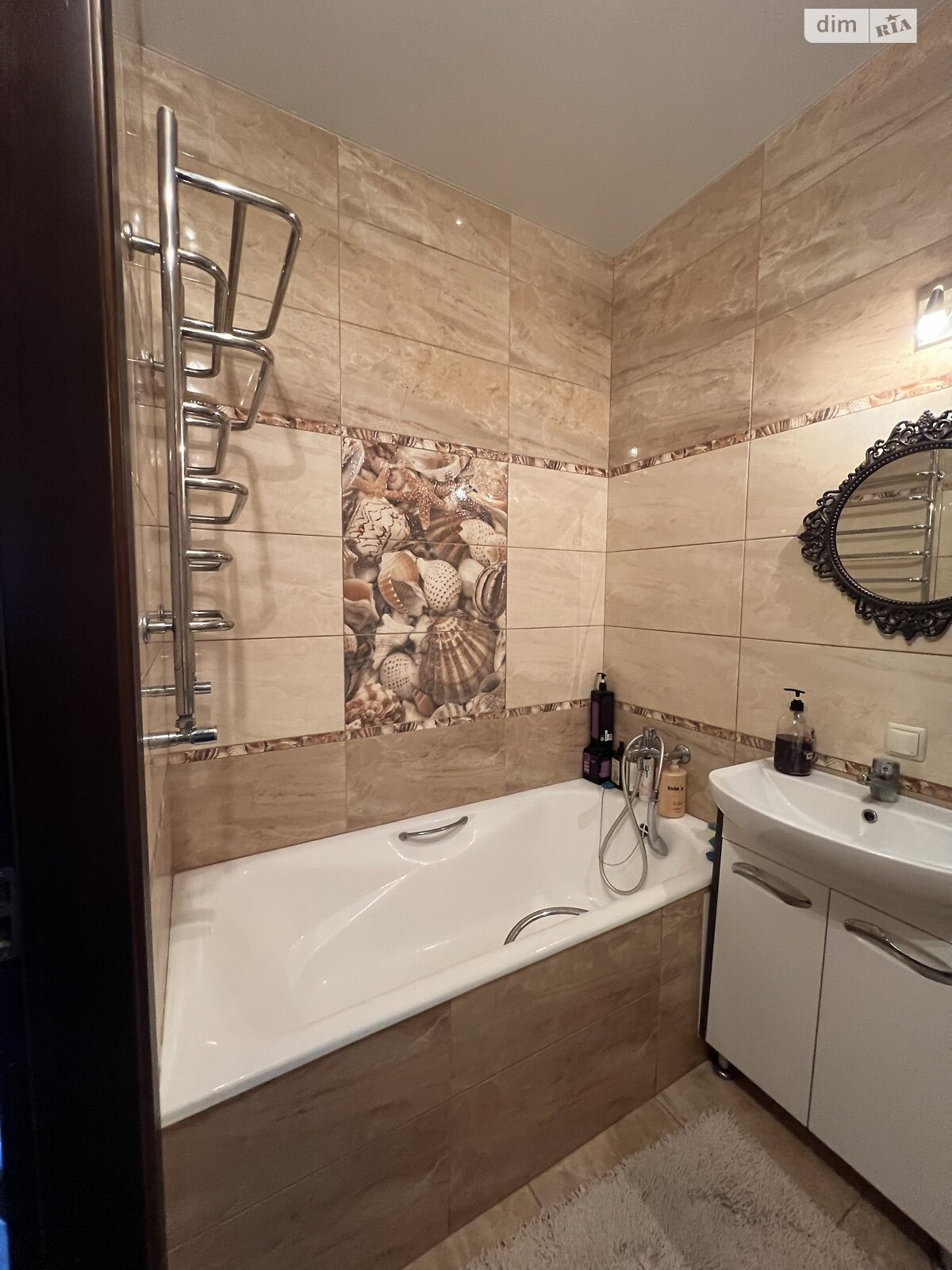 трикімнатна квартира в Вінниці, район Київська, на вул. Київська 29 корпус 3 в довготривалу оренду помісячно фото 1