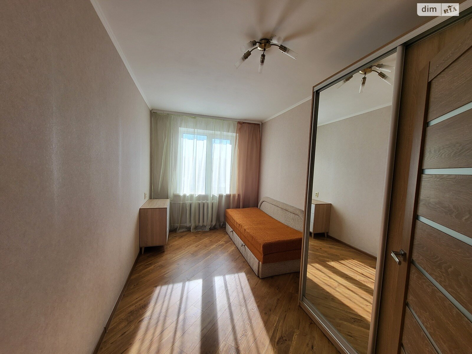 трехкомнатная квартира в Виннице, район Киевская, на ул. Павла Корнелюка 9 в аренду на долгий срок помесячно фото 1