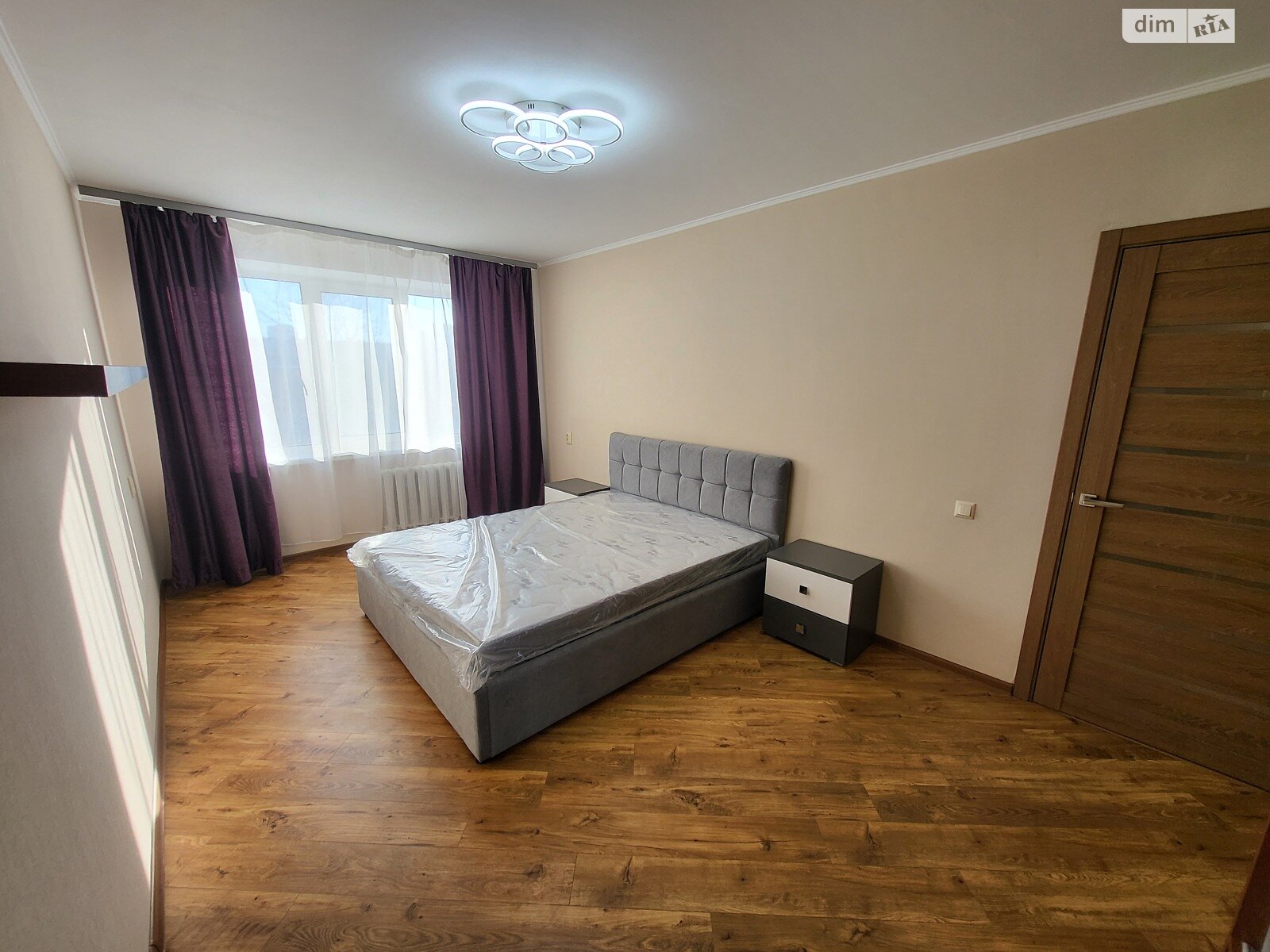 трехкомнатная квартира в Виннице, район Киевская, на ул. Павла Корнелюка 9 в аренду на долгий срок помесячно фото 1