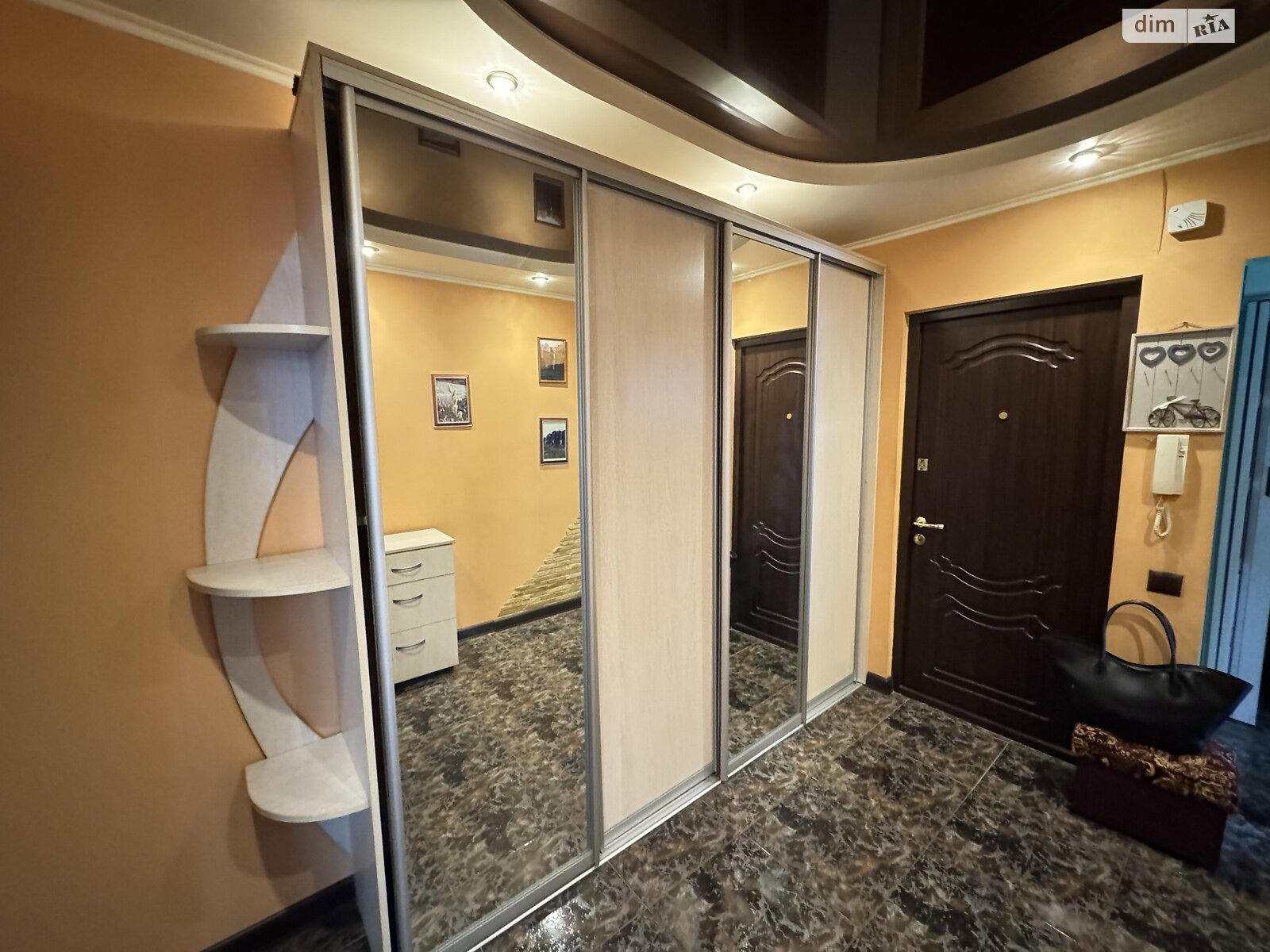 двухкомнатная квартира в Виннице, на ул. Константина Василенко 4 в аренду на долгий срок помесячно фото 1