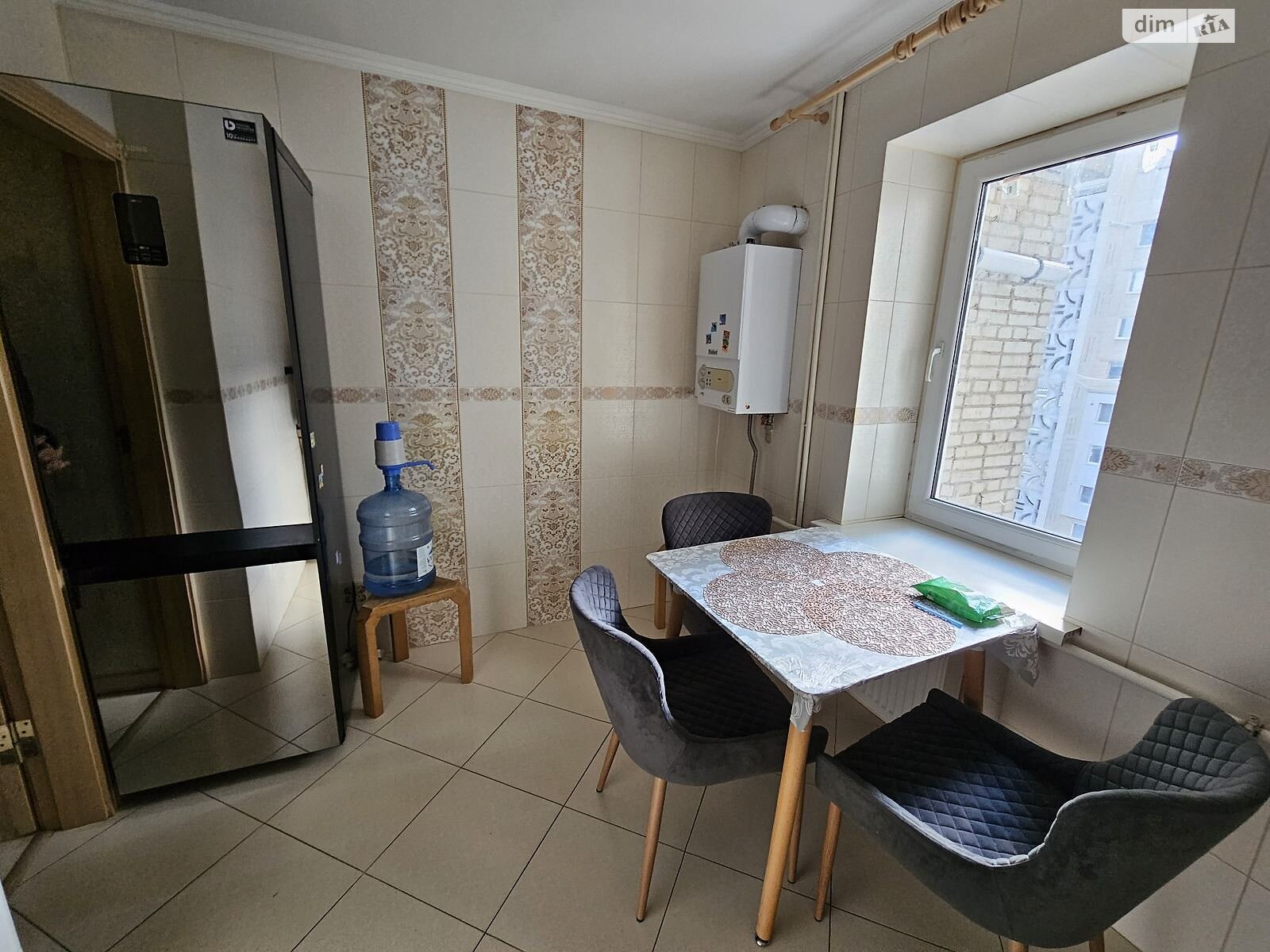 чотирикімнатна квартира в Вінниці, район Корея, на вул. Данила Галицького в довготривалу оренду помісячно фото 1 чотирикімнатна квартира в Вінниці, район Корея, на вул. Данила Галицького в довготривалу оренду помісячно фото 1