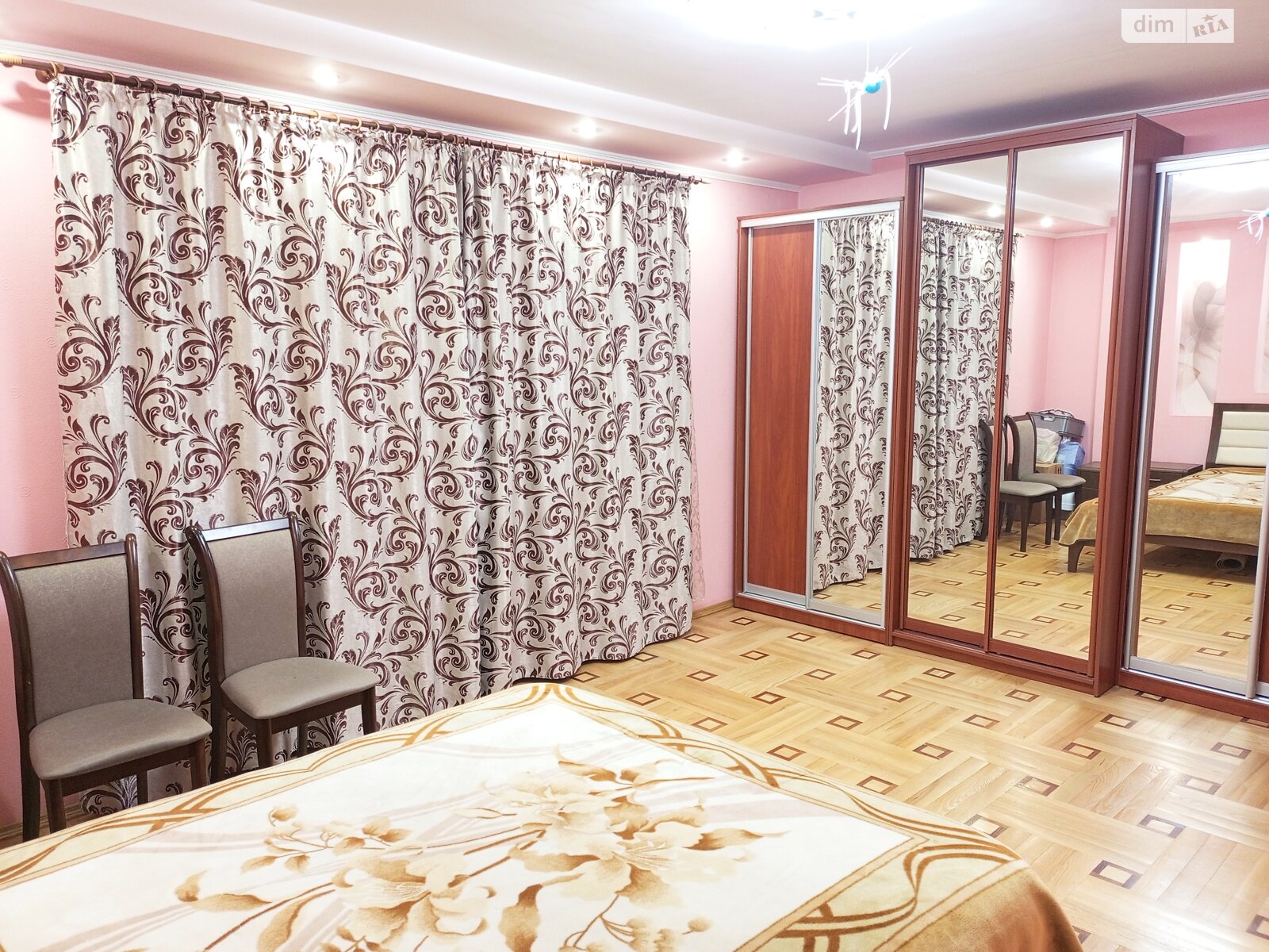 четырехкомнатная квартира в Виннице, район Корея, на ул. Магистратская 94 в аренду на долгий срок помесячно фото 1 четырехкомнатная квартира в Виннице, район Корея, на ул. Магистратская 94 в аренду на долгий срок помесячно фото 1