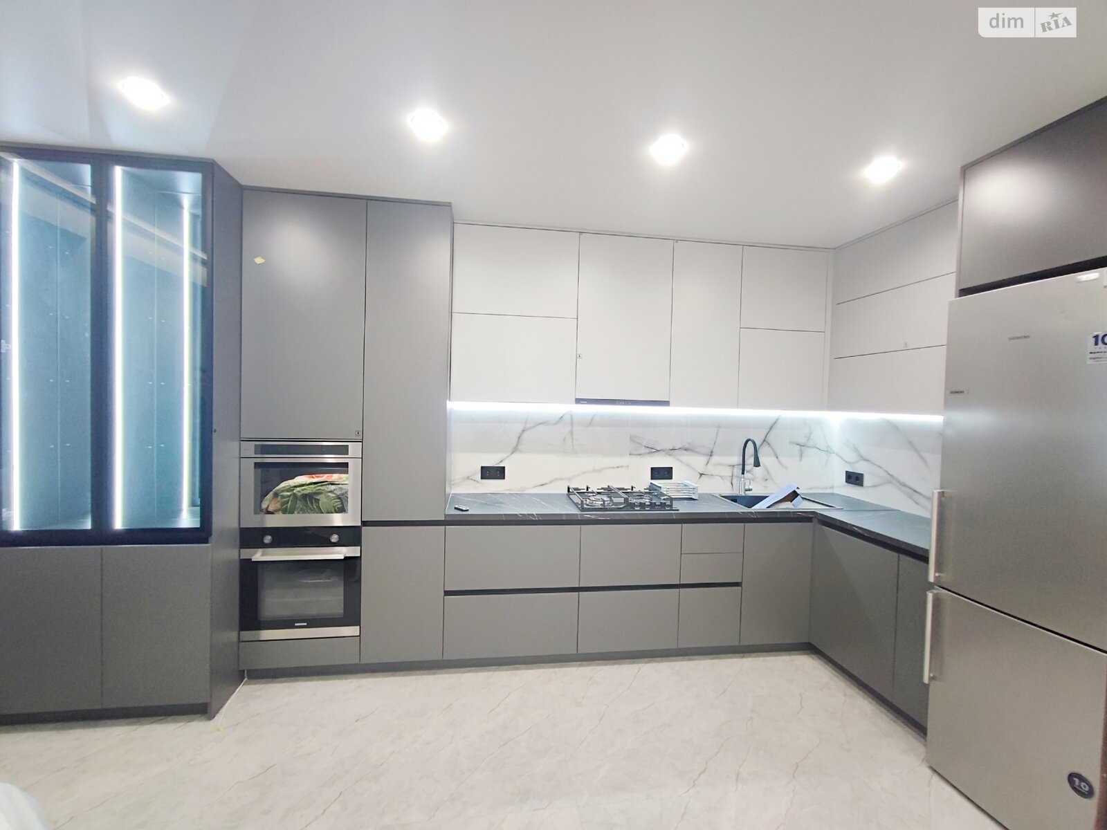 однокомнатная квартира в Виннице, район Корея, на ул. Праведников мира 21Г корпус 1 в аренду на долгий срок помесячно фото 1 однокомнатная квартира в Виннице, район Корея, на ул. Праведников мира 21Г корпус 1 в аренду на долгий срок помесячно фото 1