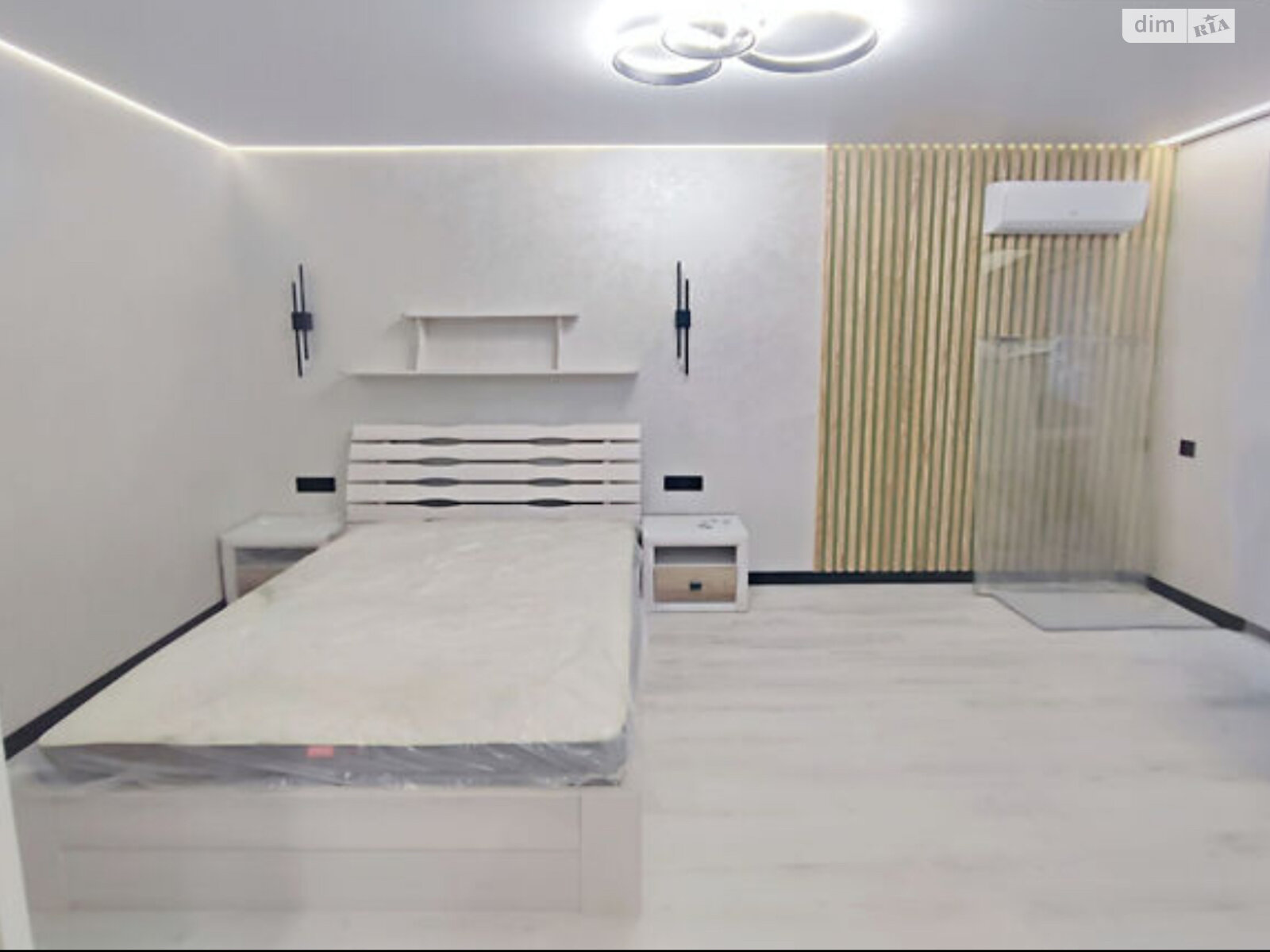 однокомнатная квартира в Виннице, район Корея, на ул. Праведников мира 21Г корпус 1 в аренду на долгий срок помесячно фото 1