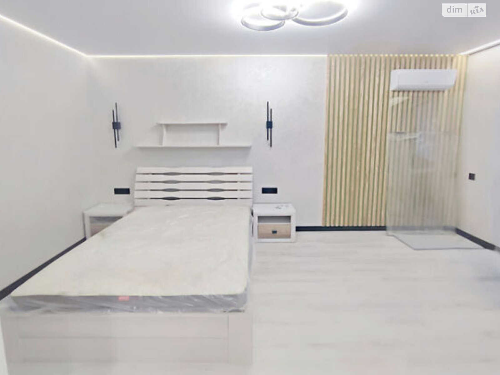 однокомнатная квартира в Виннице, район Корея, на ул. Праведников мира 21Г корпус 1 в аренду на долгий срок помесячно фото 1