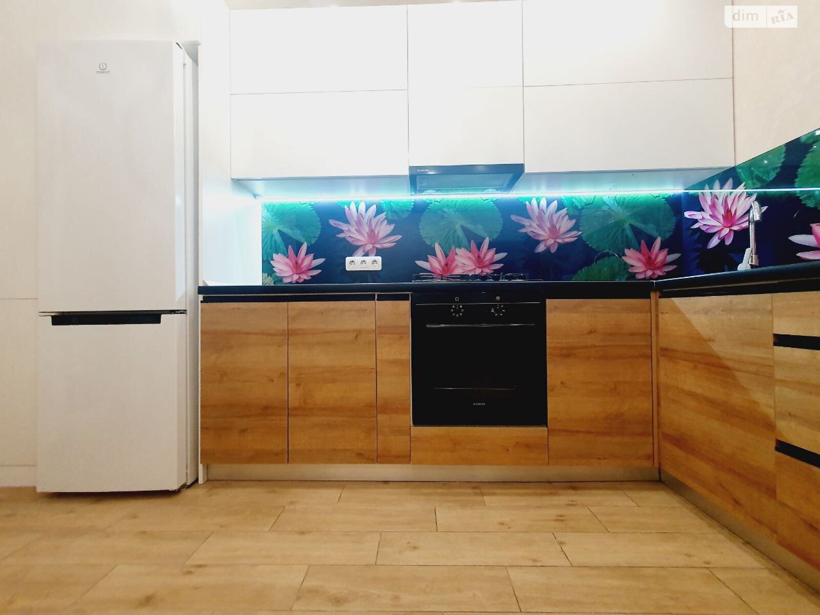 однокімнатна квартира в Вінниці, район Корея, на вул. Праведників світу в довготривалу оренду помісячно фото 1