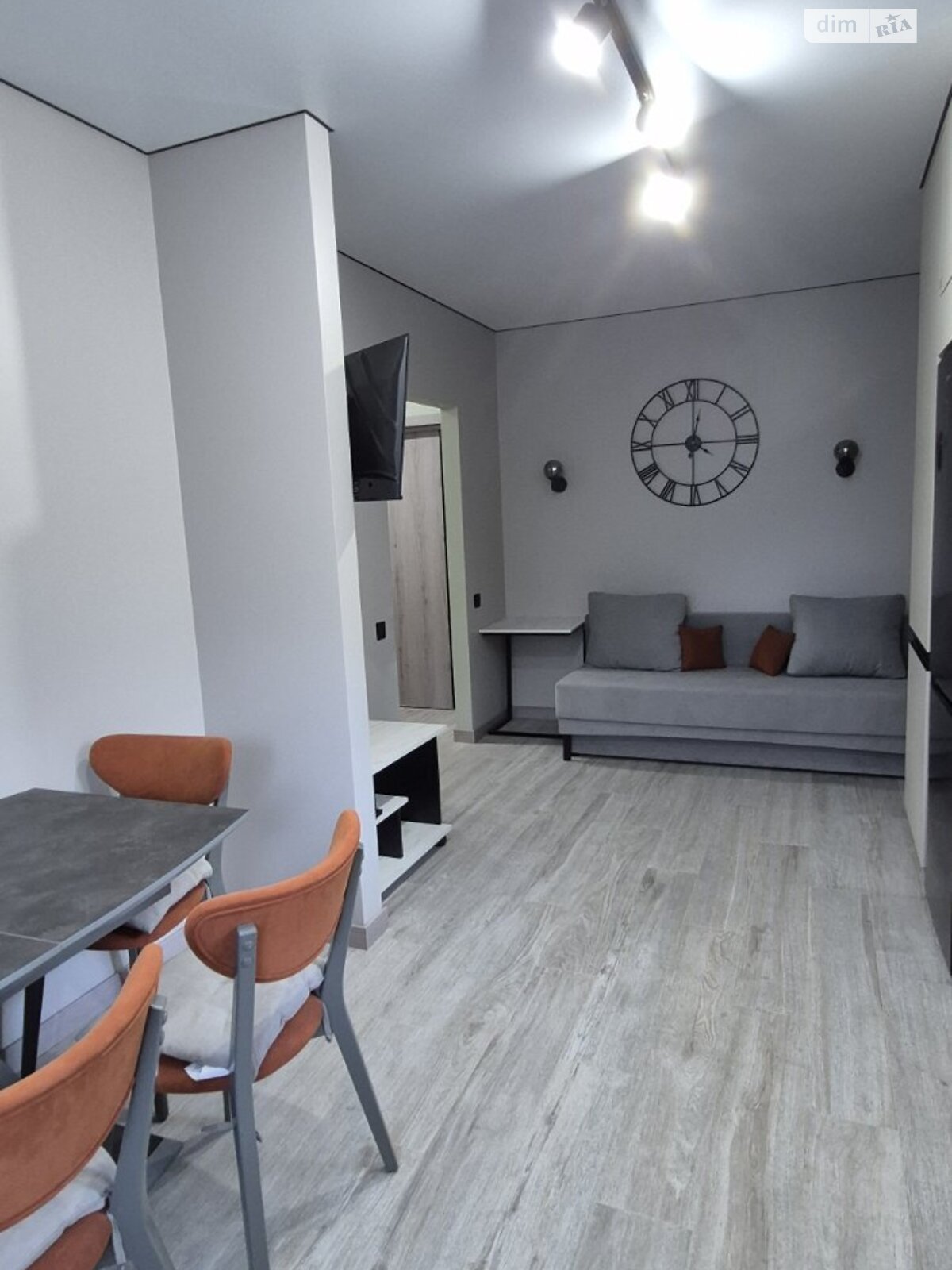 однокімнатна квартира в Вінниці, район Корея, на вул. Праведників світу 21Г в довготривалу оренду помісячно фото 1 однокімнатна квартира в Вінниці, район Корея, на вул. Праведників світу 21Г в довготривалу оренду помісячно фото 1