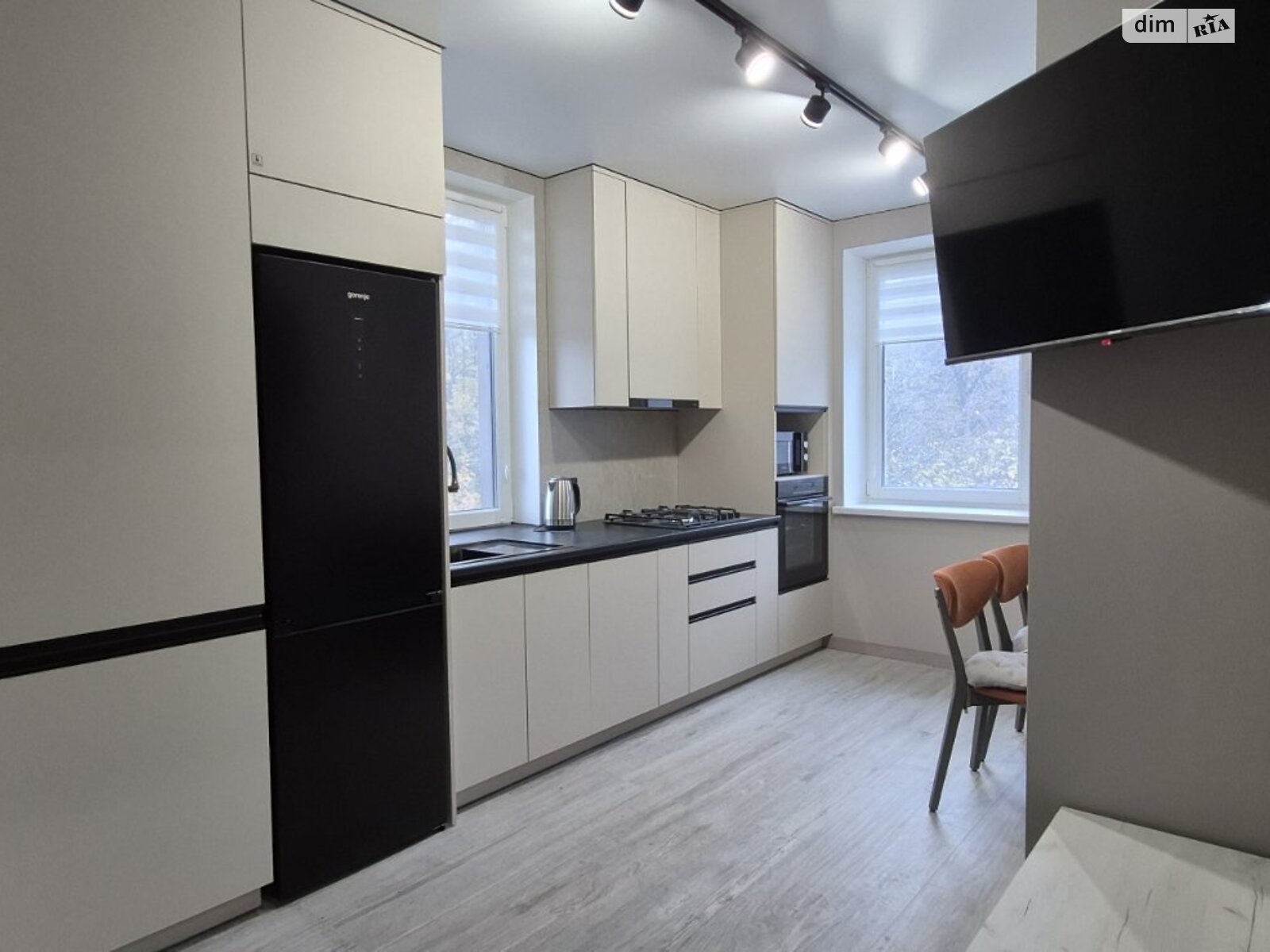 однокімнатна квартира в Вінниці, район Корея, на вул. Праведників світу 21Г в довготривалу оренду помісячно фото 1 однокімнатна квартира в Вінниці, район Корея, на вул. Праведників світу 21Г в довготривалу оренду помісячно фото 1