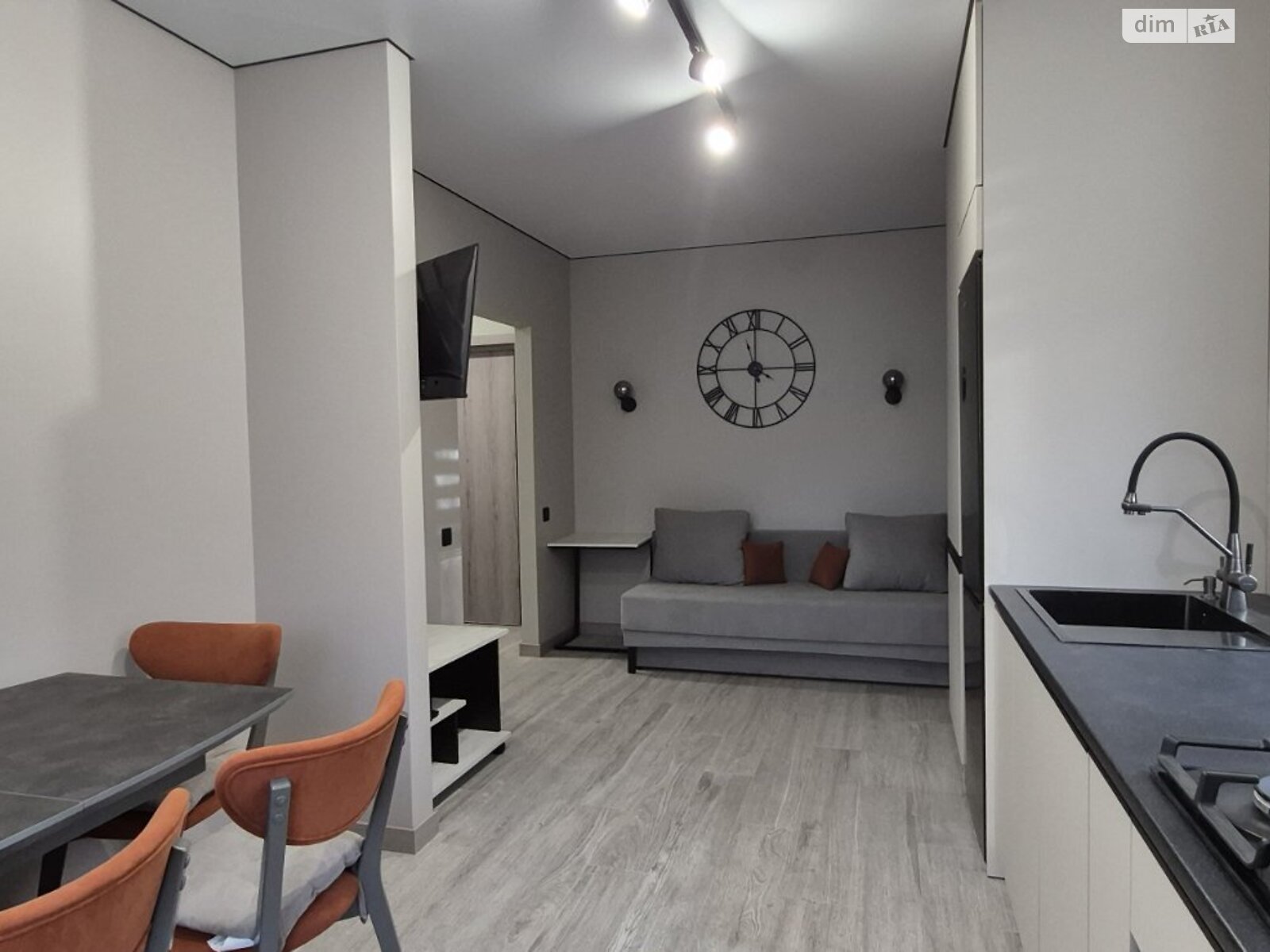 однокімнатна квартира в Вінниці, район Корея, на вул. Праведників світу 21Г в довготривалу оренду помісячно фото 1 однокімнатна квартира в Вінниці, район Корея, на вул. Праведників світу 21Г в довготривалу оренду помісячно фото 1