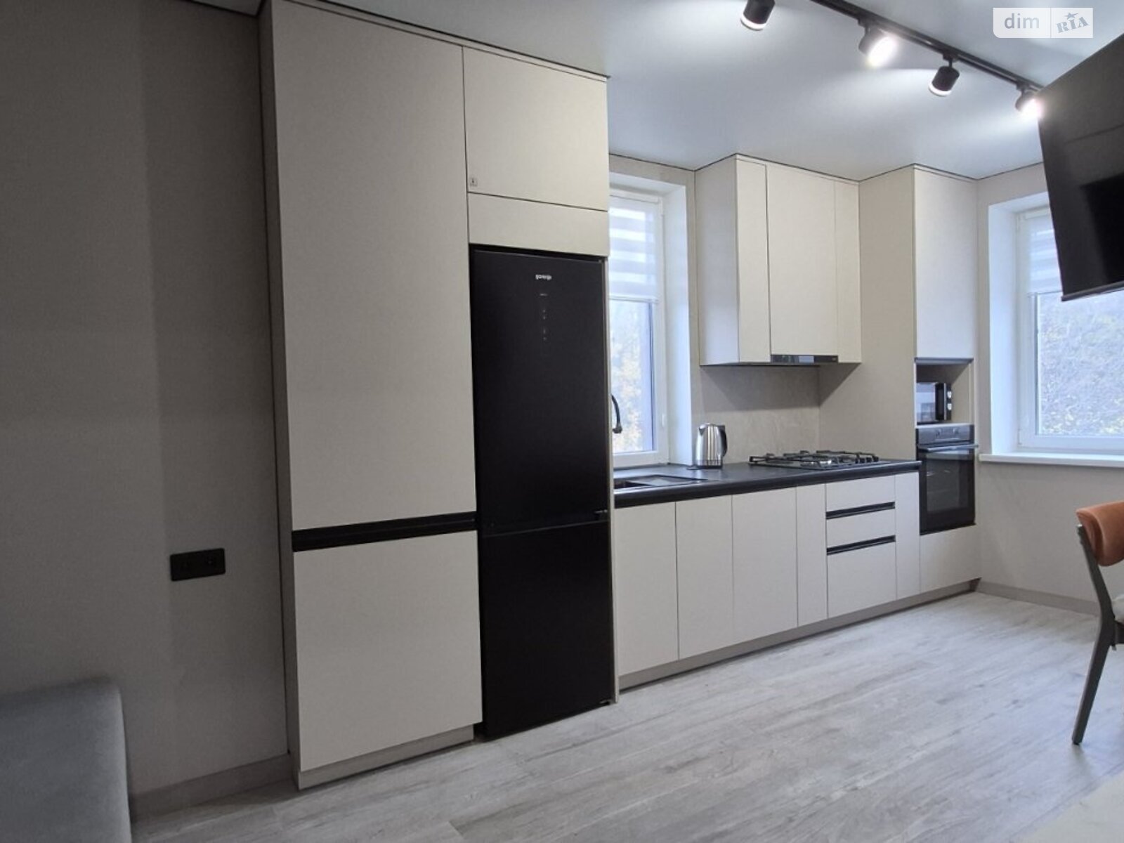 однокімнатна квартира в Вінниці, район Корея, на вул. Праведників світу 21Г в довготривалу оренду помісячно фото 1 однокімнатна квартира в Вінниці, район Корея, на вул. Праведників світу 21Г в довготривалу оренду помісячно фото 1