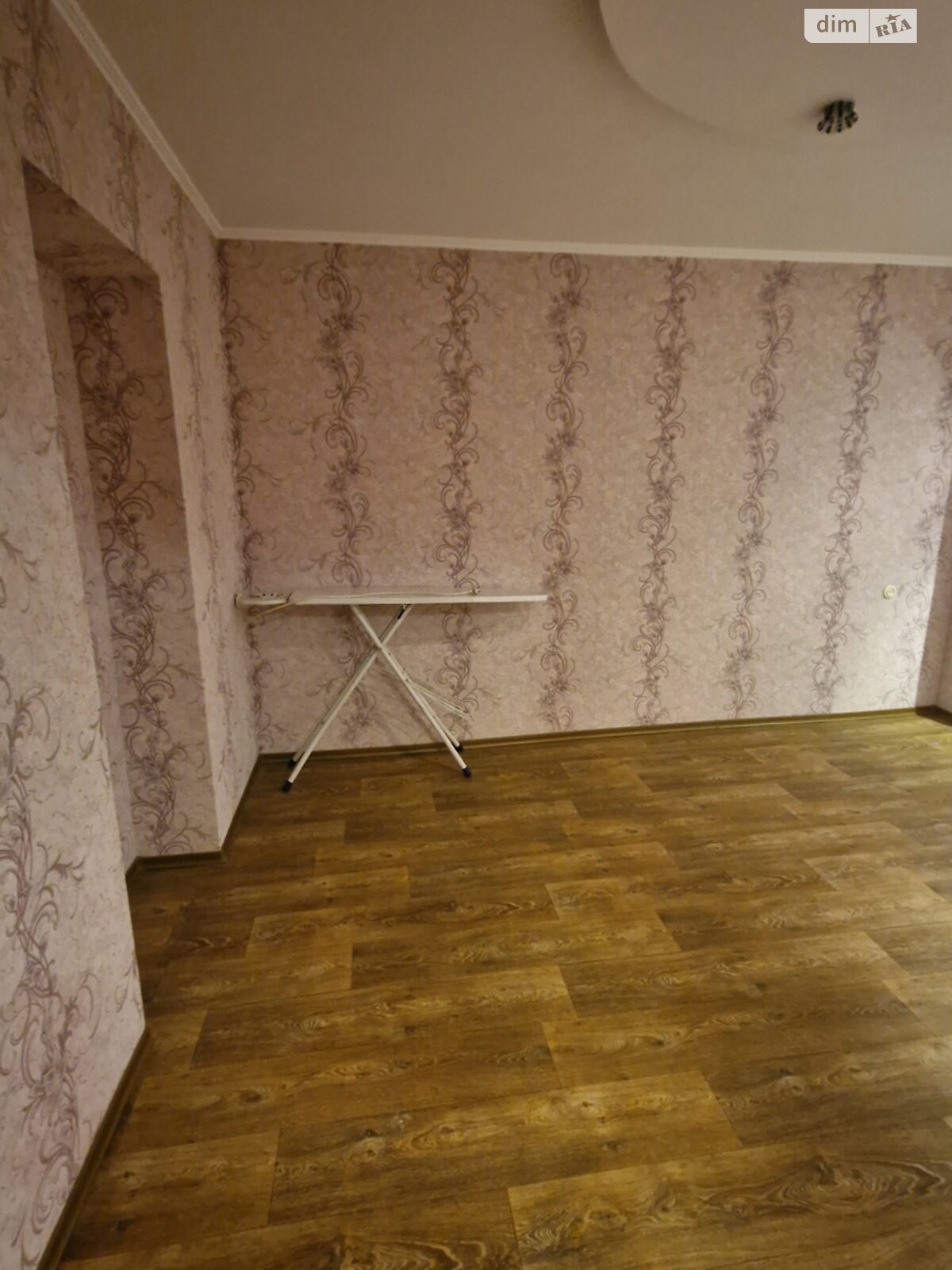 трехкомнатная квартира в Виннице, район Масложир комбинат, на ул. Васильковая в аренду на долгий срок помесячно фото 1 трехкомнатная квартира в Виннице, район Масложир комбинат, на ул. Васильковая в аренду на долгий срок помесячно фото 1