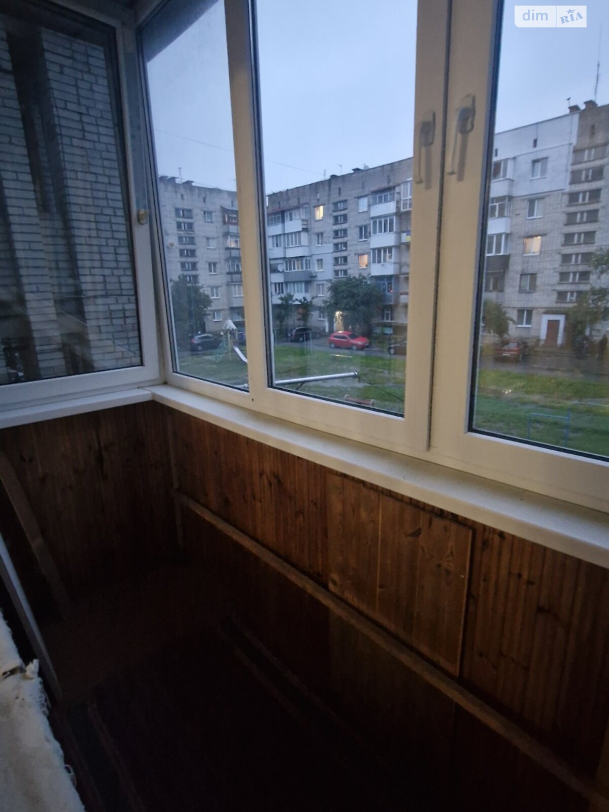 трехкомнатная квартира в Виннице, район Масложир комбинат, на ул. Васильковая в аренду на долгий срок помесячно фото 1 трехкомнатная квартира в Виннице, район Масложир комбинат, на ул. Васильковая в аренду на долгий срок помесячно фото 1