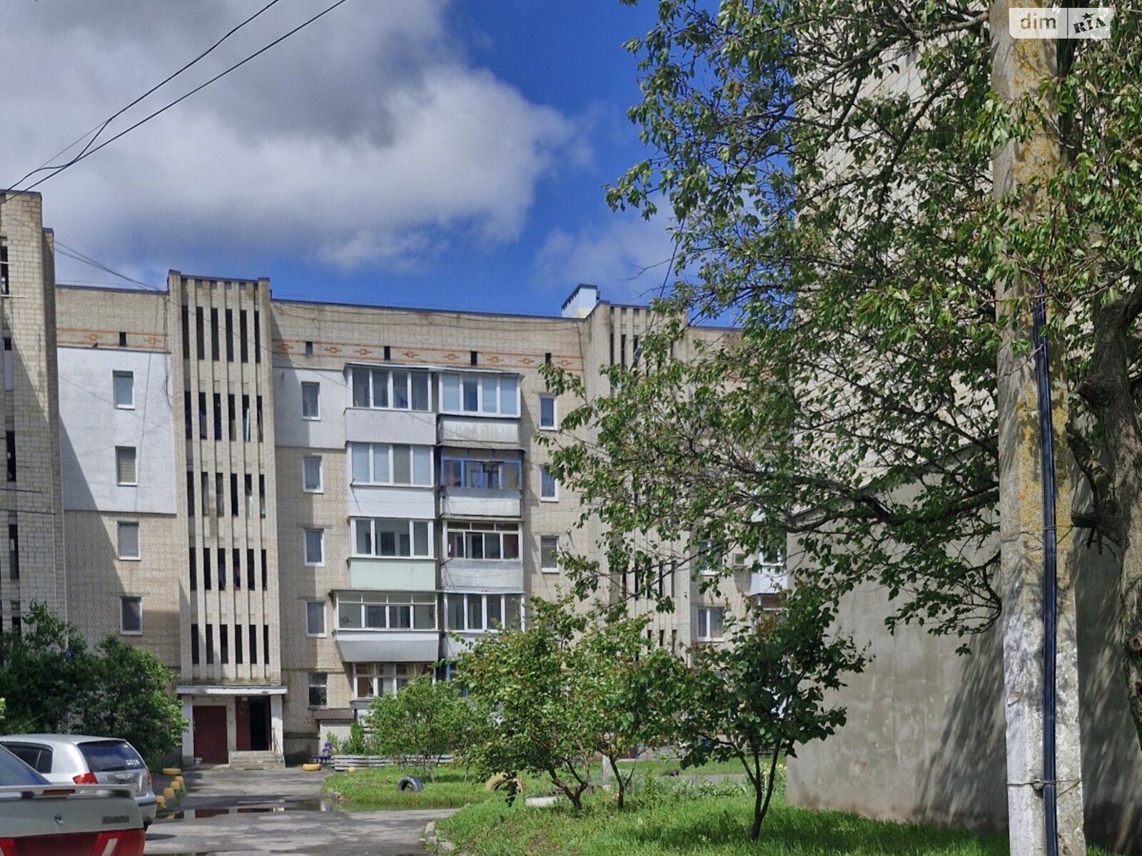 трехкомнатная квартира в Виннице, район Масложир комбинат, на ул. Васильковая в аренду на долгий срок помесячно фото 1 трехкомнатная квартира в Виннице, район Масложир комбинат, на ул. Васильковая в аренду на долгий срок помесячно фото 1