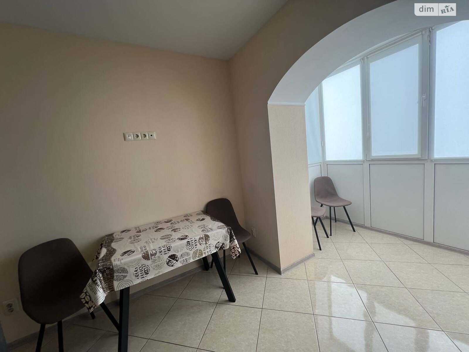 однокомнатная квартира в Виннице, район Масложир комбинат, на ул. Васильковая 3Б в аренду на долгий срок помесячно фото 1 однокомнатная квартира в Виннице, район Масложир комбинат, на ул. Васильковая 3Б в аренду на долгий срок помесячно фото 1