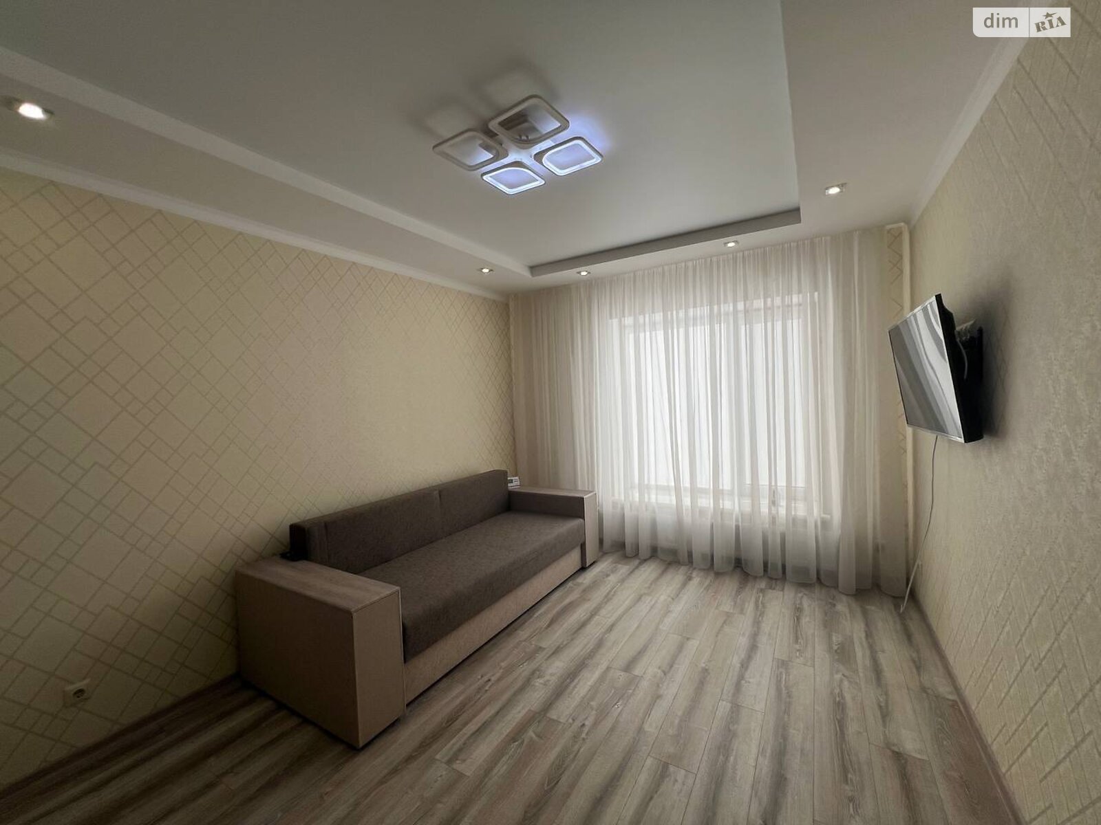 однокомнатная квартира в Виннице, район Масложир комбинат, на ул. Васильковая 3Б в аренду на долгий срок помесячно фото 1 однокомнатная квартира в Виннице, район Масложир комбинат, на ул. Васильковая 3Б в аренду на долгий срок помесячно фото 1