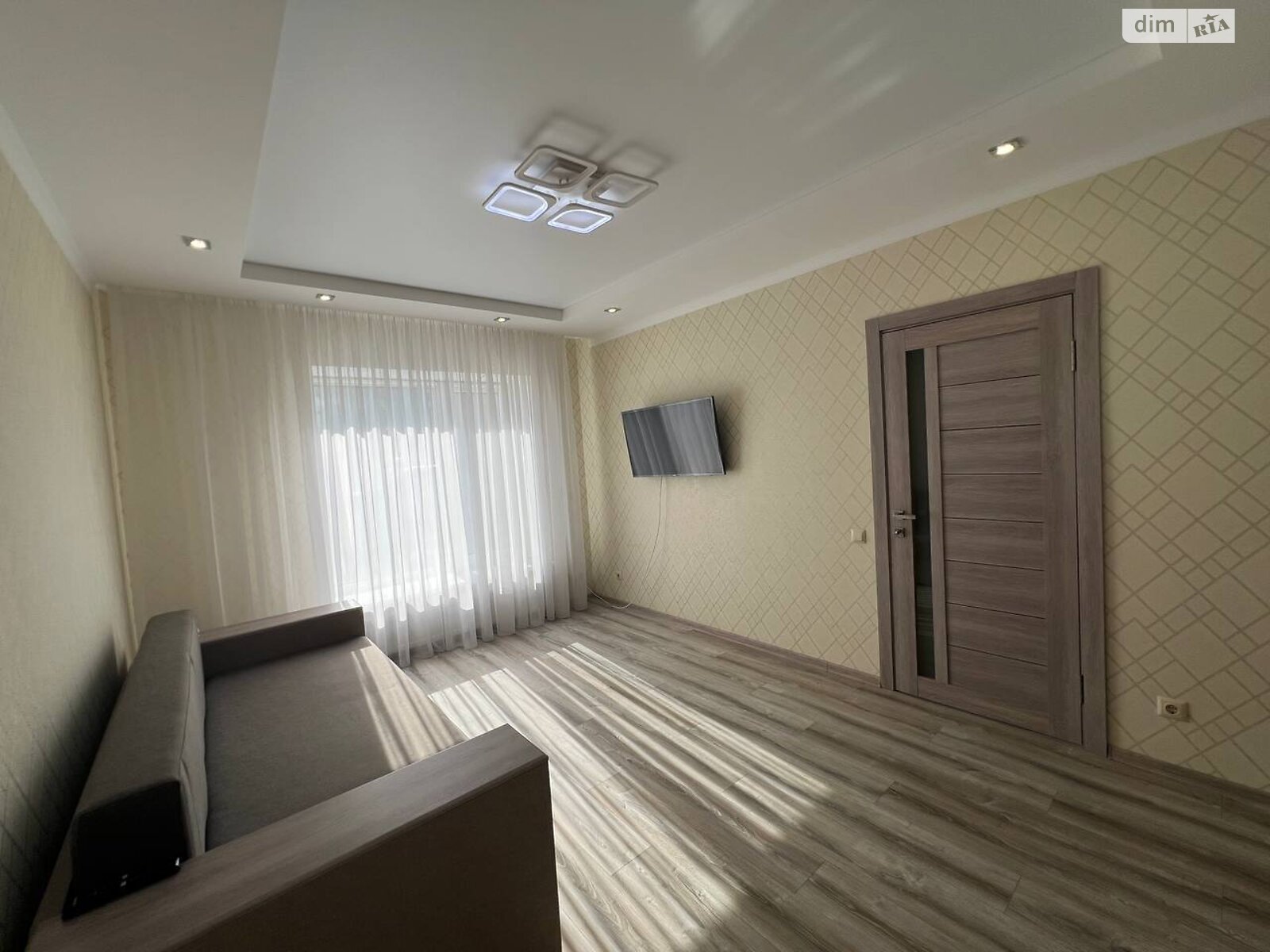 однокомнатная квартира в Виннице, район Масложир комбинат, на ул. Васильковая 3Б в аренду на долгий срок помесячно фото 1 однокомнатная квартира в Виннице, район Масложир комбинат, на ул. Васильковая 3Б в аренду на долгий срок помесячно фото 1