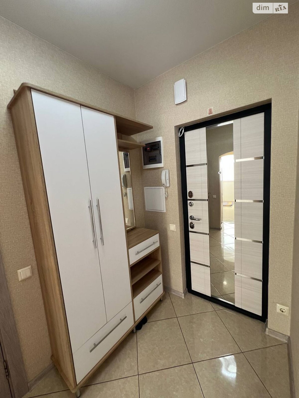 однокомнатная квартира в Виннице, район Масложир комбинат, на ул. Васильковая 3Б в аренду на долгий срок помесячно фото 1 однокомнатная квартира в Виннице, район Масложир комбинат, на ул. Васильковая 3Б в аренду на долгий срок помесячно фото 1