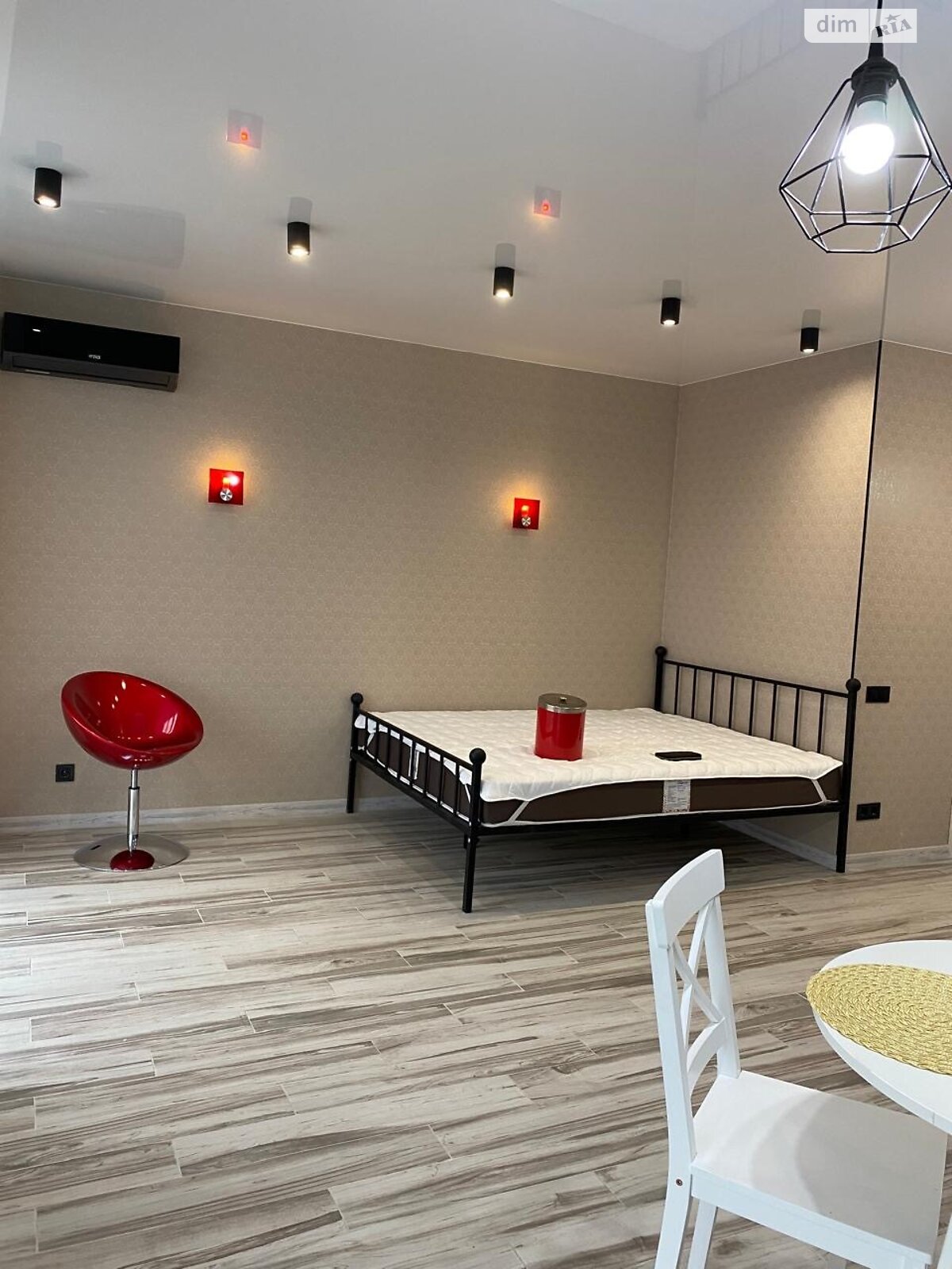 однокімнатна квартира в Вінниці, на вул. Пирогова 76 в довготривалу оренду помісячно фото 1 однокімнатна квартира в Вінниці, на вул. Пирогова 76 в довготривалу оренду помісячно фото 1