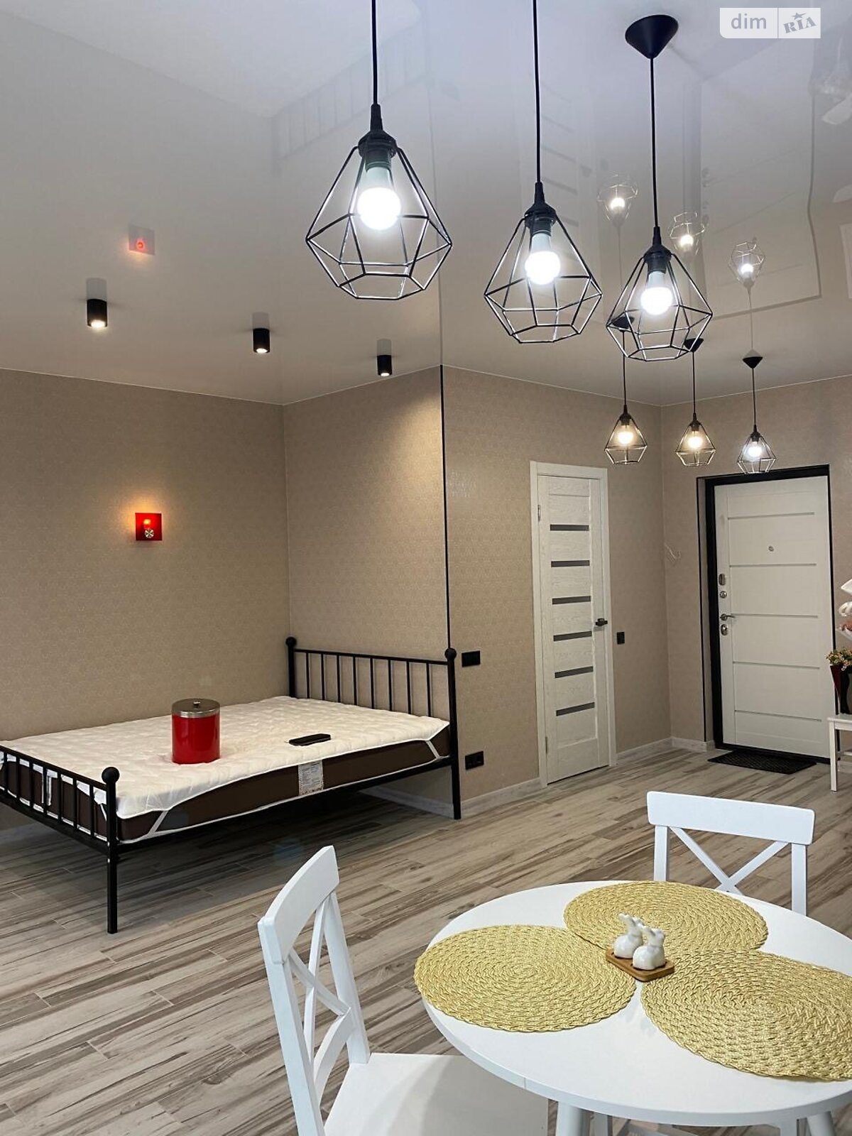 однокімнатна квартира в Вінниці, на вул. Пирогова 76 в довготривалу оренду помісячно фото 1 однокімнатна квартира в Вінниці, на вул. Пирогова 76 в довготривалу оренду помісячно фото 1