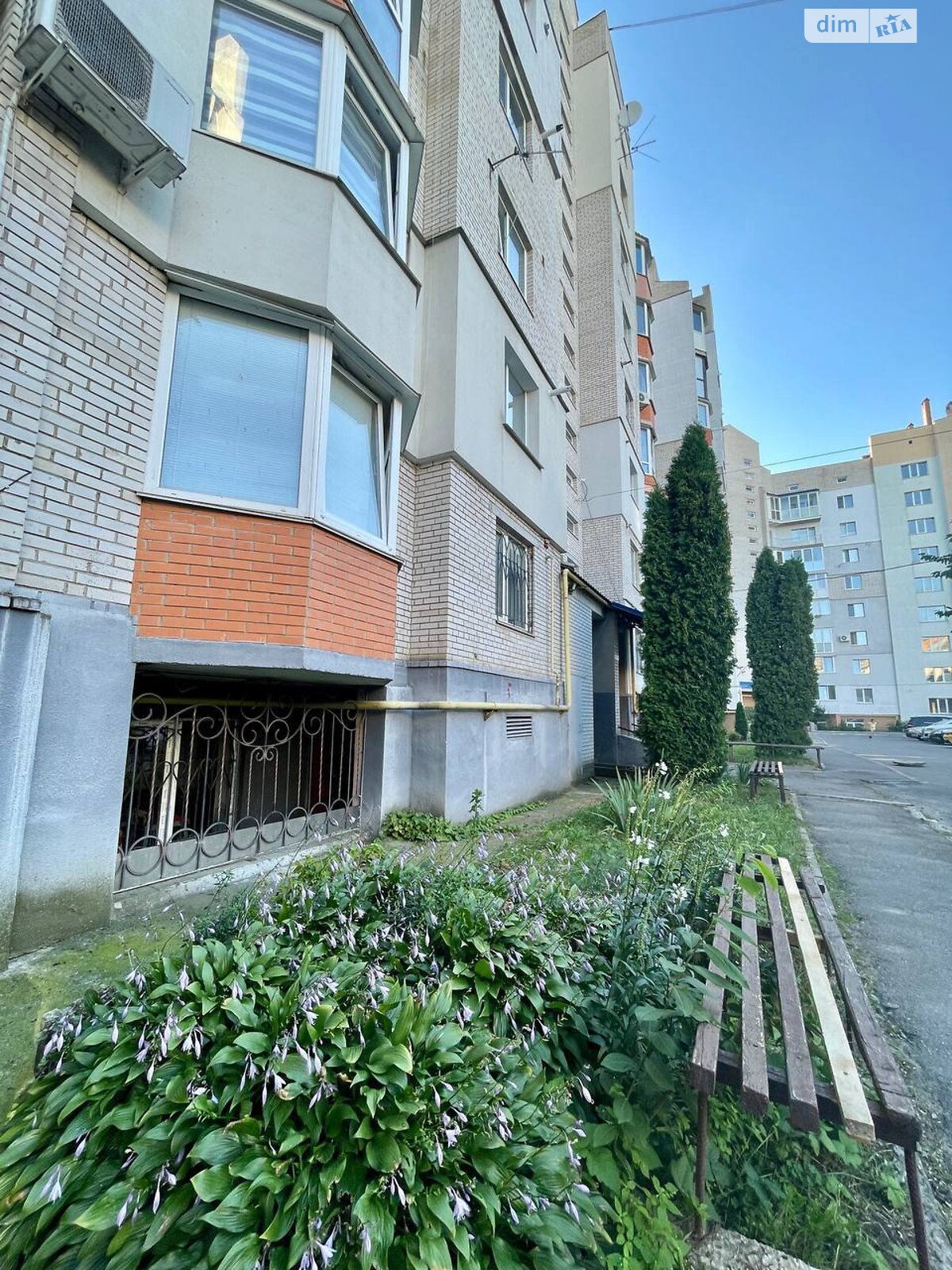 трехкомнатная квартира в Виннице, район Пирогово, на ул. Академическая в аренду на долгий срок помесячно фото 1 трехкомнатная квартира в Виннице, район Пирогово, на ул. Академическая в аренду на долгий срок помесячно фото 1