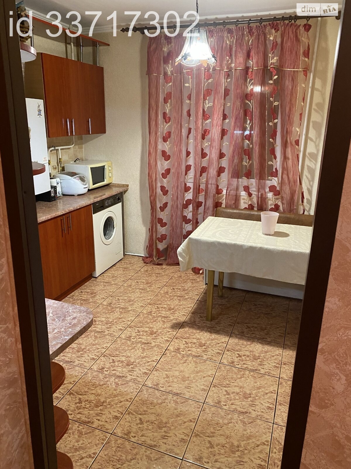 трикімнатна квартира в Вінниці, район Пирогово, на вул. Пирогова в довготривалу оренду помісячно фото 1 трикімнатна квартира в Вінниці, район Пирогово, на вул. Пирогова в довготривалу оренду помісячно фото 1