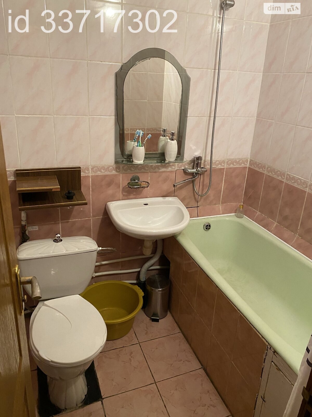 трикімнатна квартира в Вінниці, район Пирогово, на вул. Пирогова в довготривалу оренду помісячно фото 1 трикімнатна квартира в Вінниці, район Пирогово, на вул. Пирогова в довготривалу оренду помісячно фото 1