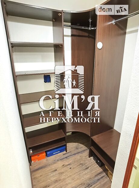 трикімнатна квартира з меблями в Вінниці, район Поділля, на вул. Академіка Ющенка в довготривалу оренду помісячно фото 1 трикімнатна квартира з меблями в Вінниці, район Поділля, на вул. Академіка Ющенка в довготривалу оренду помісячно фото 1