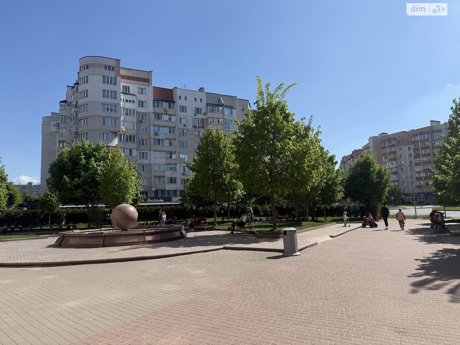 однокомнатная квартира в Виннице, район Подолье, на ул. Академика Ющенка 8 в аренду на долгий срок помесячно фото 1 однокомнатная квартира в Виннице, район Подолье, на ул. Академика Ющенка 8 в аренду на долгий срок помесячно фото 1