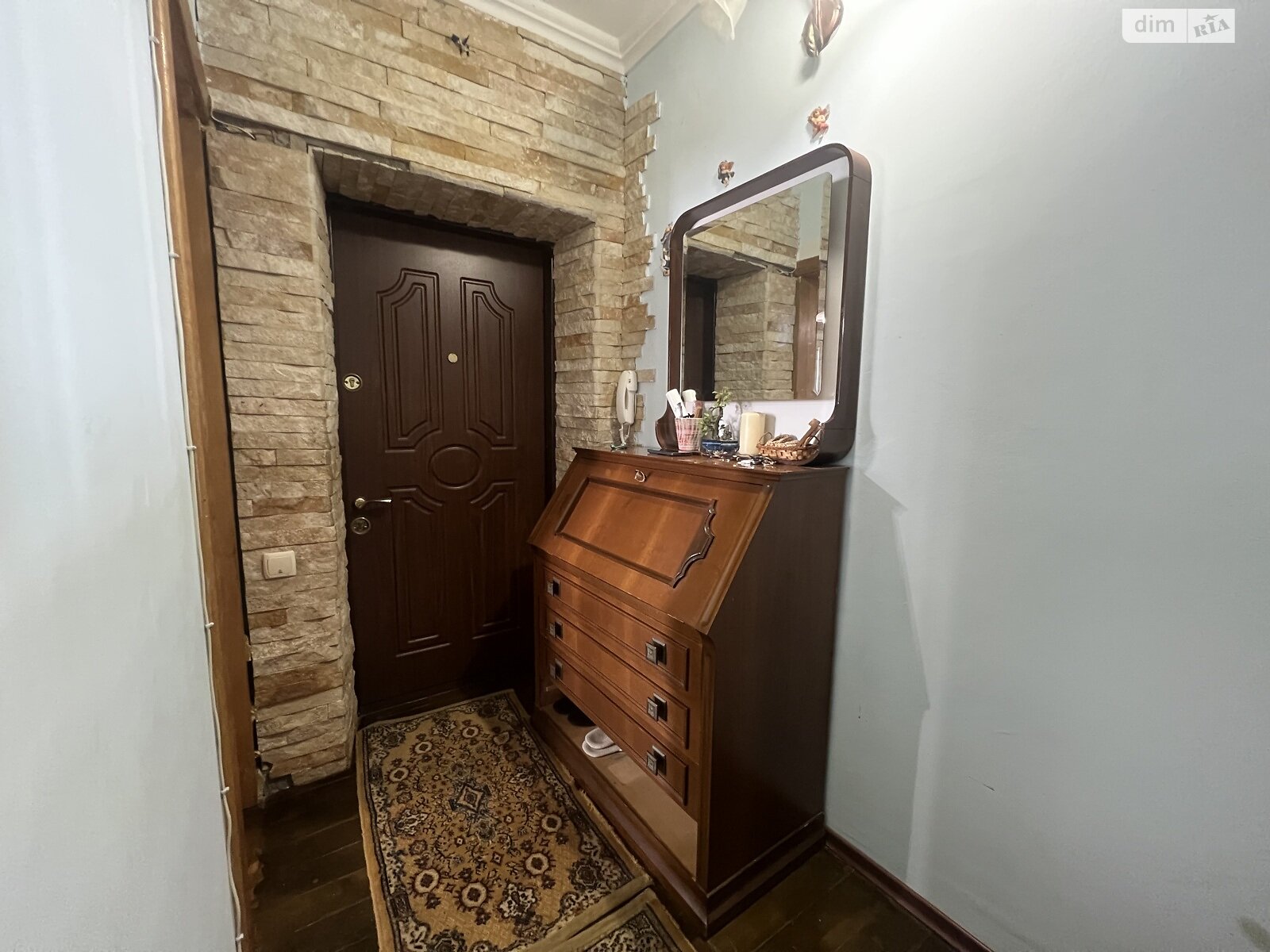 двухкомнатная квартира в Виннице, район Подолье, на ул. Академика Ющенка в аренду на долгий срок помесячно фото 1