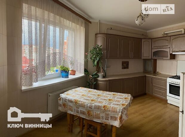 трикімнатна квартира з меблями в Вінниці, район Поділля, на вул. Анатолія Бортняка в довготривалу оренду помісячно фото 1 трикімнатна квартира з меблями в Вінниці, район Поділля, на вул. Анатолія Бортняка в довготривалу оренду помісячно фото 1