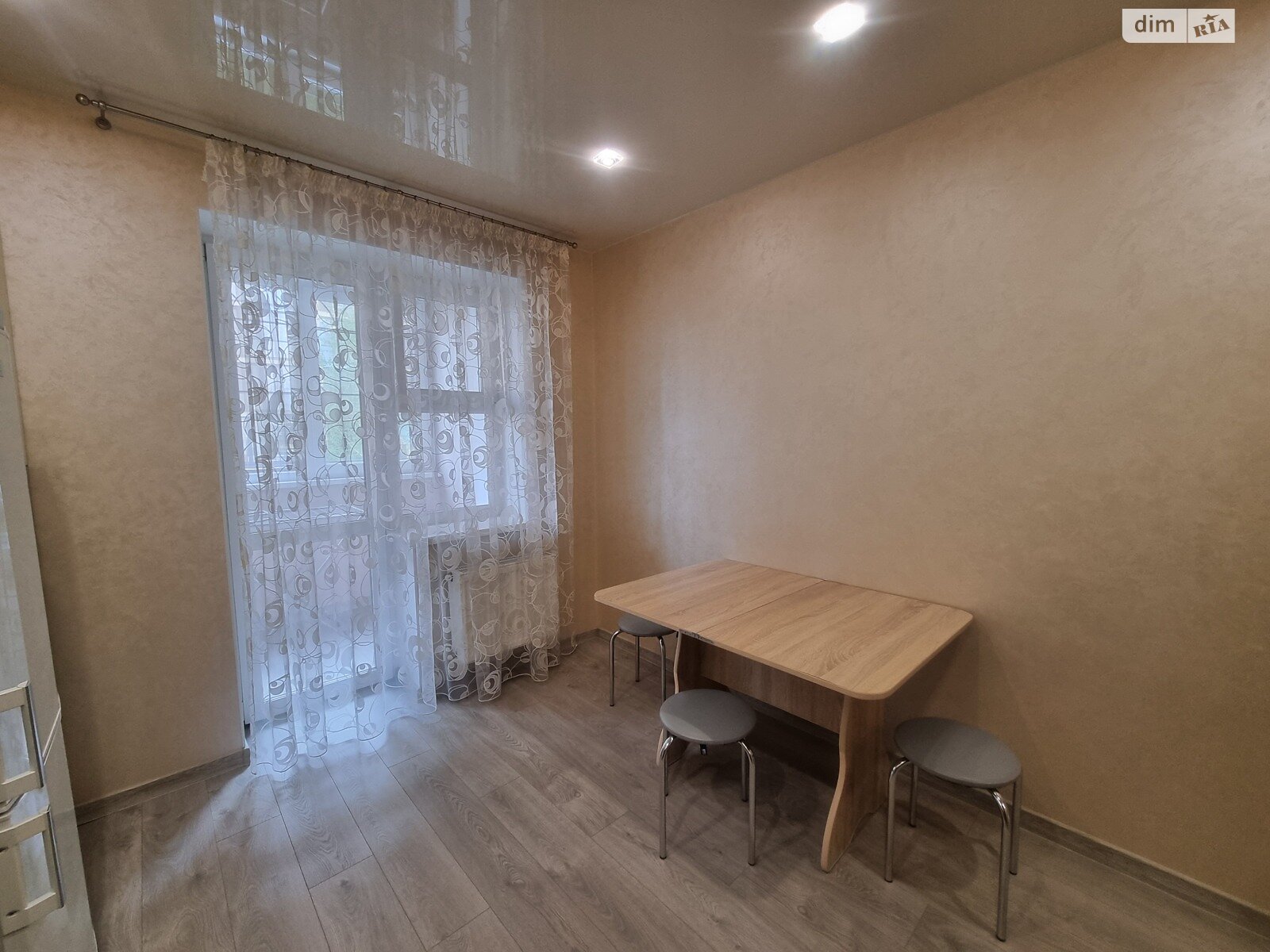 однокімнатна квартира в Вінниці, район Поділля, на вул. Анатолія Бортняка в довготривалу оренду помісячно фото 1 однокімнатна квартира в Вінниці, район Поділля, на вул. Анатолія Бортняка в довготривалу оренду помісячно фото 1