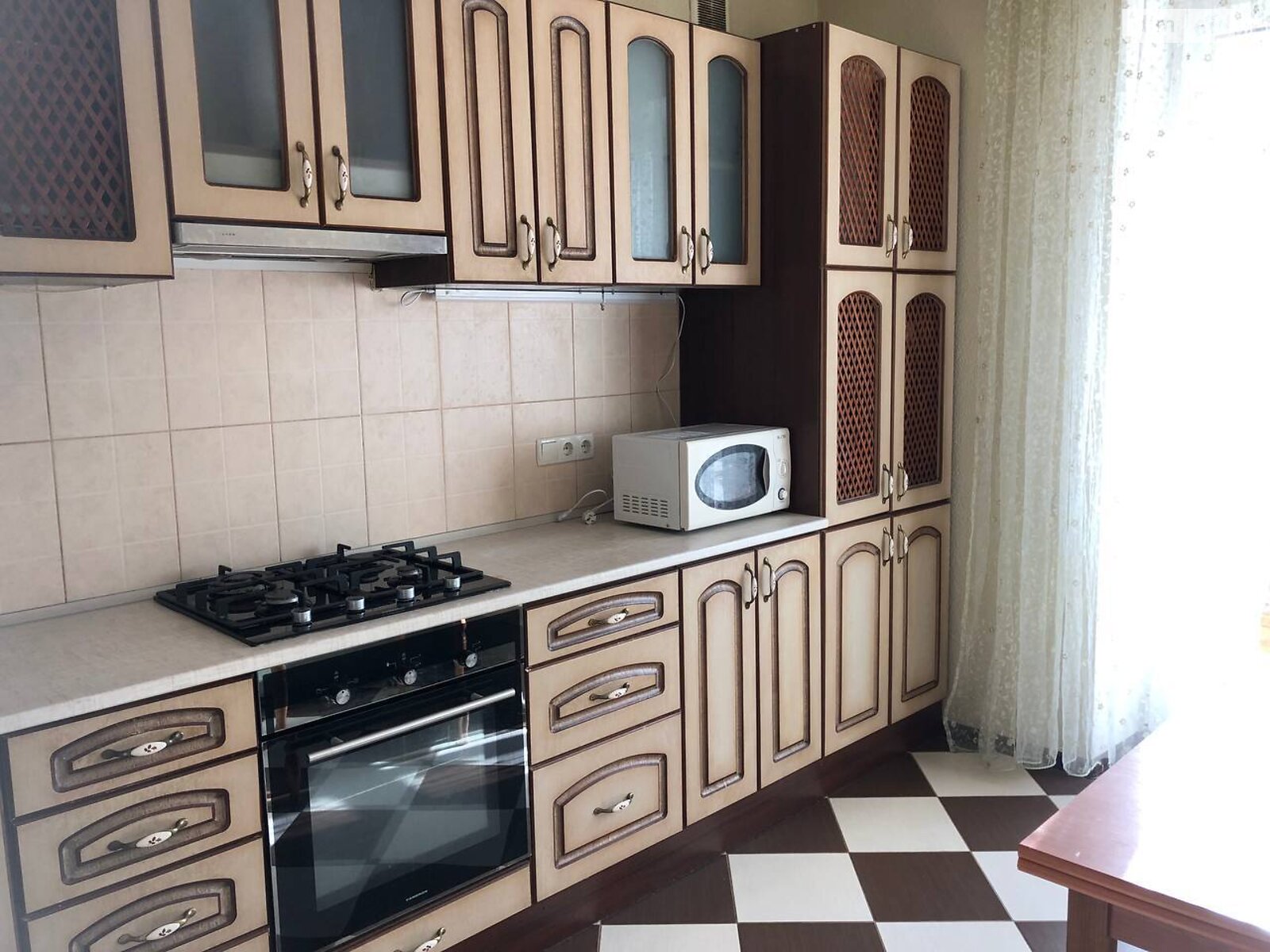 однокомнатная квартира в Виннице, район Подолье, на ул. Анатолия Бортняка 2 в аренду на долгий срок помесячно фото 1 однокомнатная квартира в Виннице, район Подолье, на ул. Анатолия Бортняка 2 в аренду на долгий срок помесячно фото 1