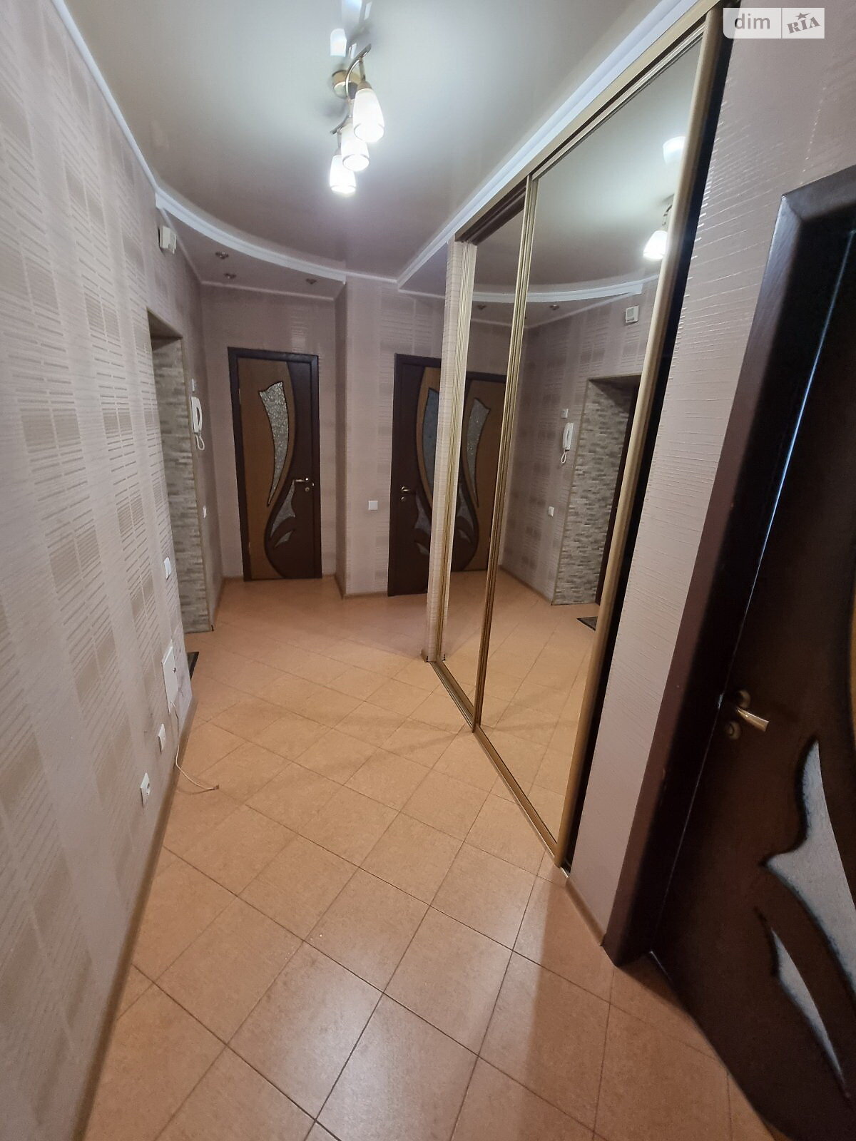 двокімнатна квартира в Вінниці, район Поділля, на вул. Анатолія Бортняка 10 в довготривалу оренду помісячно фото 1 двокімнатна квартира в Вінниці, район Поділля, на вул. Анатолія Бортняка 10 в довготривалу оренду помісячно фото 1
