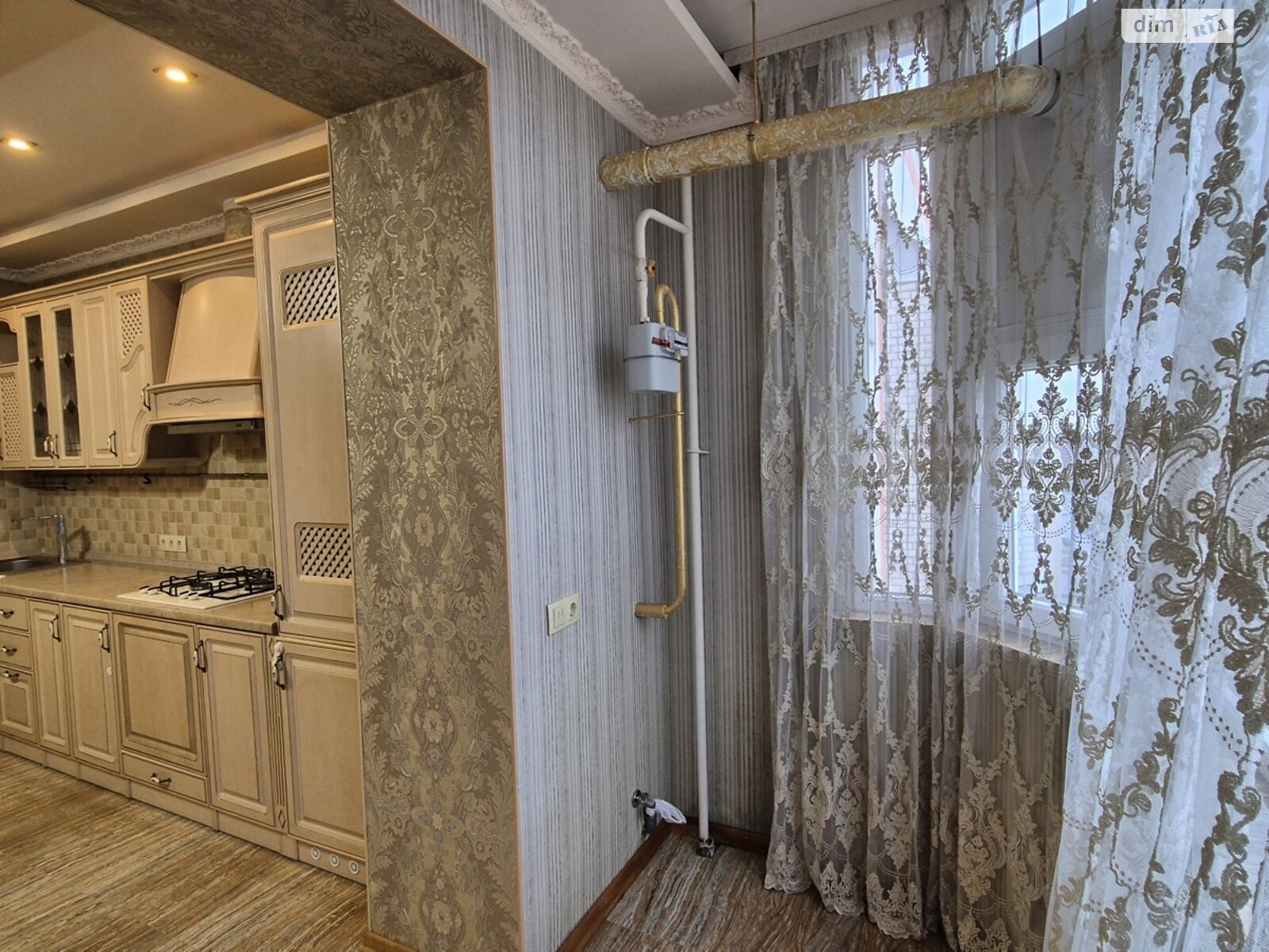трикімнатна квартира в Вінниці, район Поділля, на вул. Анатолія Бортняка 10 в довготривалу оренду помісячно фото 1 трикімнатна квартира в Вінниці, район Поділля, на вул. Анатолія Бортняка 10 в довготривалу оренду помісячно фото 1
