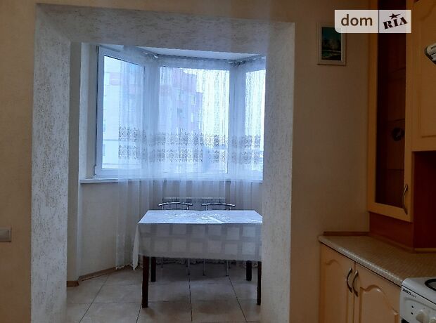 двухкомнатная квартира с мебелью в Виннице, район Подолье, на ул. Пирогова 115а в аренду на долгий срок помесячно фото 1