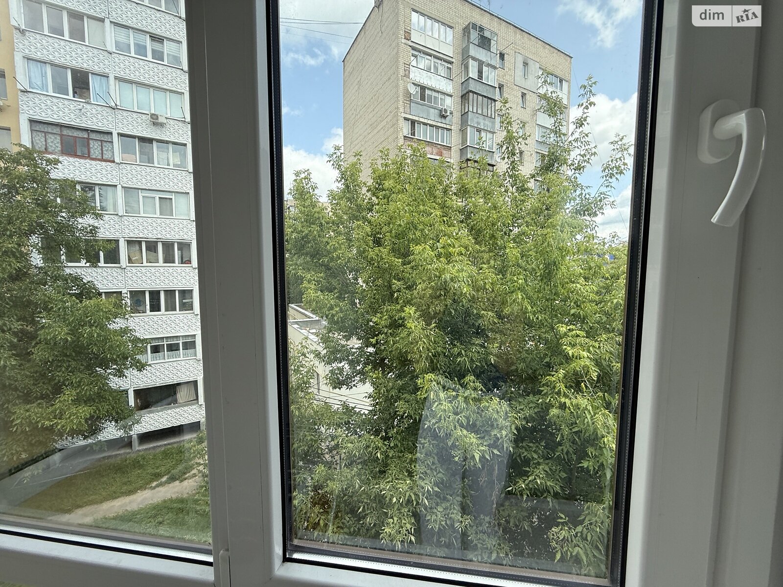 однокомнатная квартира в Виннице, район Подолье, на ул. Ивана Дзюбы в аренду на долгий срок помесячно фото 1 однокомнатная квартира в Виннице, район Подолье, на ул. Ивана Дзюбы в аренду на долгий срок помесячно фото 1