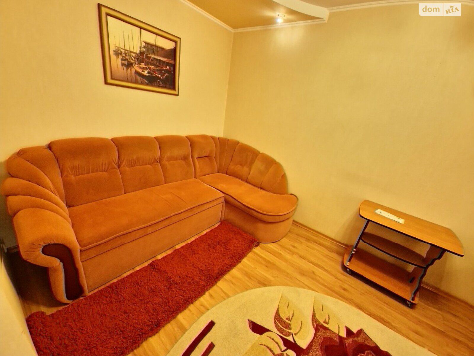 трехкомнатная квартира с мебелью в Виннице, район Подолье, на ул. Пирогова 119 в аренду на долгий срок помесячно фото 1