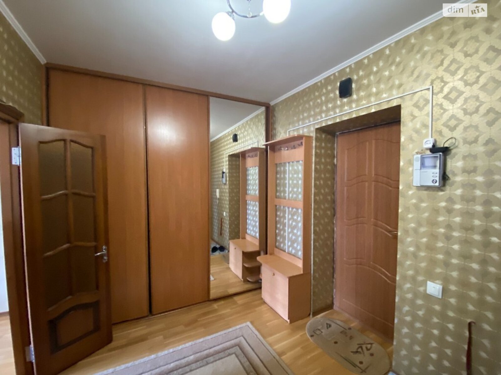 двухкомнатная квартира с мебелью в Виннице, район Подолье, на ул. Пирогова в аренду на долгий срок помесячно фото 1