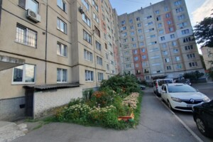 трехкомнатная квартира в Виннице, район Подолье, на ул. Пирогова 103А в аренду на долгий срок помесячно фото 2