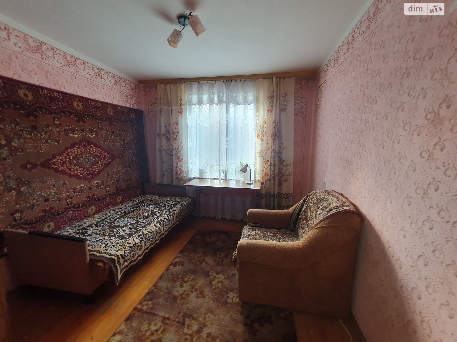 трехкомнатная квартира в Виннице, район Подолье, на ул. Пирогова 103А в аренду на долгий срок помесячно фото 1