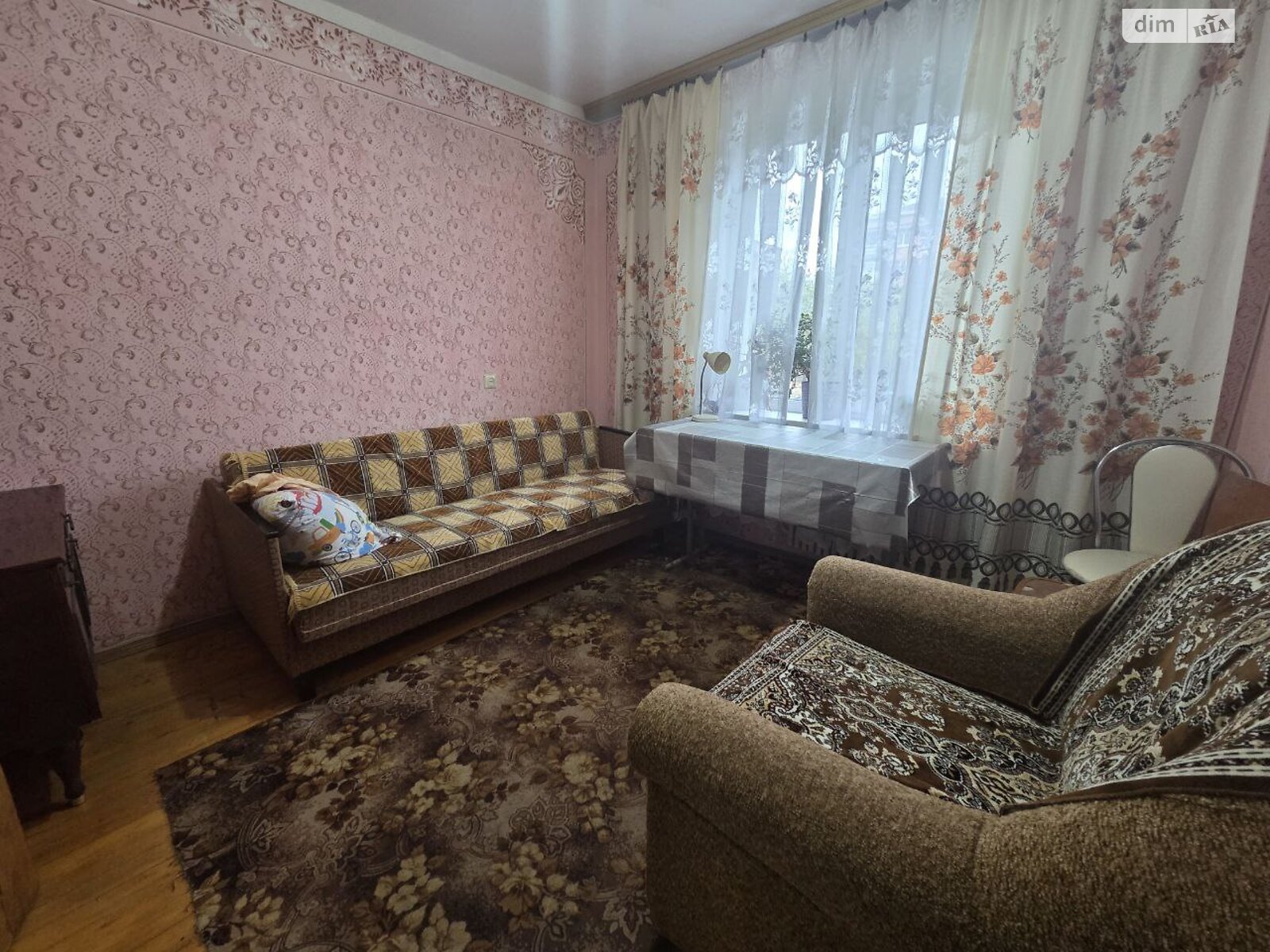 трехкомнатная квартира в Виннице, район Подолье, на ул. Пирогова 103А в аренду на долгий срок помесячно фото 1