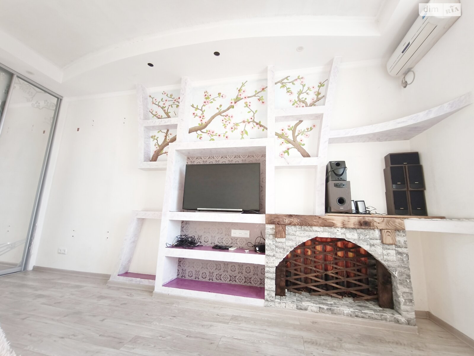 двухкомнатная квартира в Виннице, район Подолье, на ул. Пирогова в аренду на долгий срок помесячно фото 1