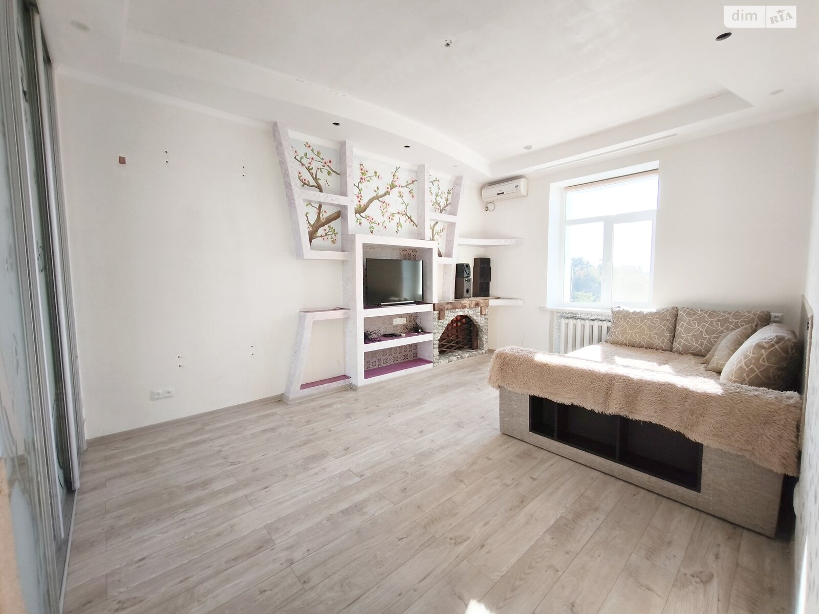 двухкомнатная квартира в Виннице, район Подолье, на ул. Пирогова в аренду на долгий срок помесячно фото 1