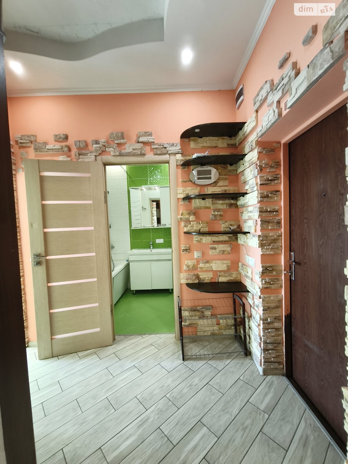 двухкомнатная квартира в Виннице, район Подолье, на ул. Пирогова в аренду на долгий срок помесячно фото 1