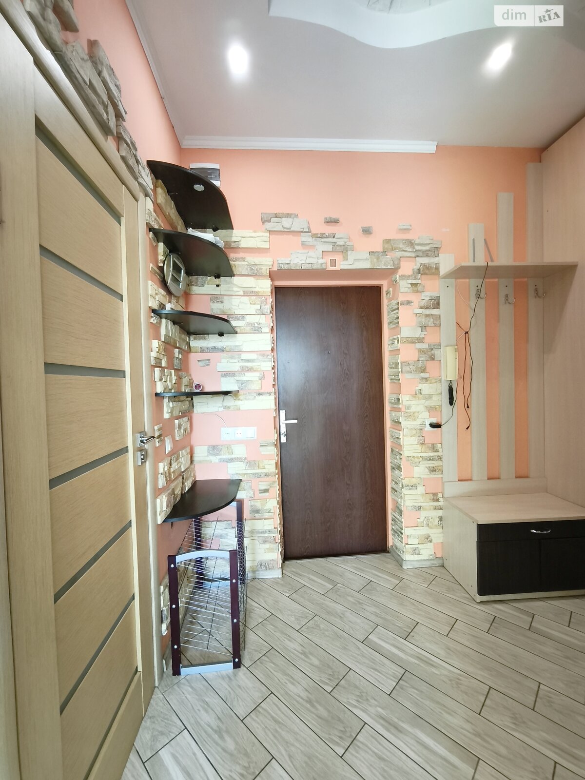 двухкомнатная квартира в Виннице, район Подолье, на ул. Пирогова в аренду на долгий срок помесячно фото 1