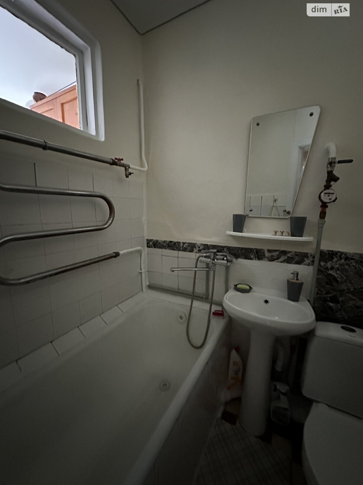 двокімнатна квартира в Вінниці, район Поділля, на вул. Пирогова в довготривалу оренду помісячно фото 1