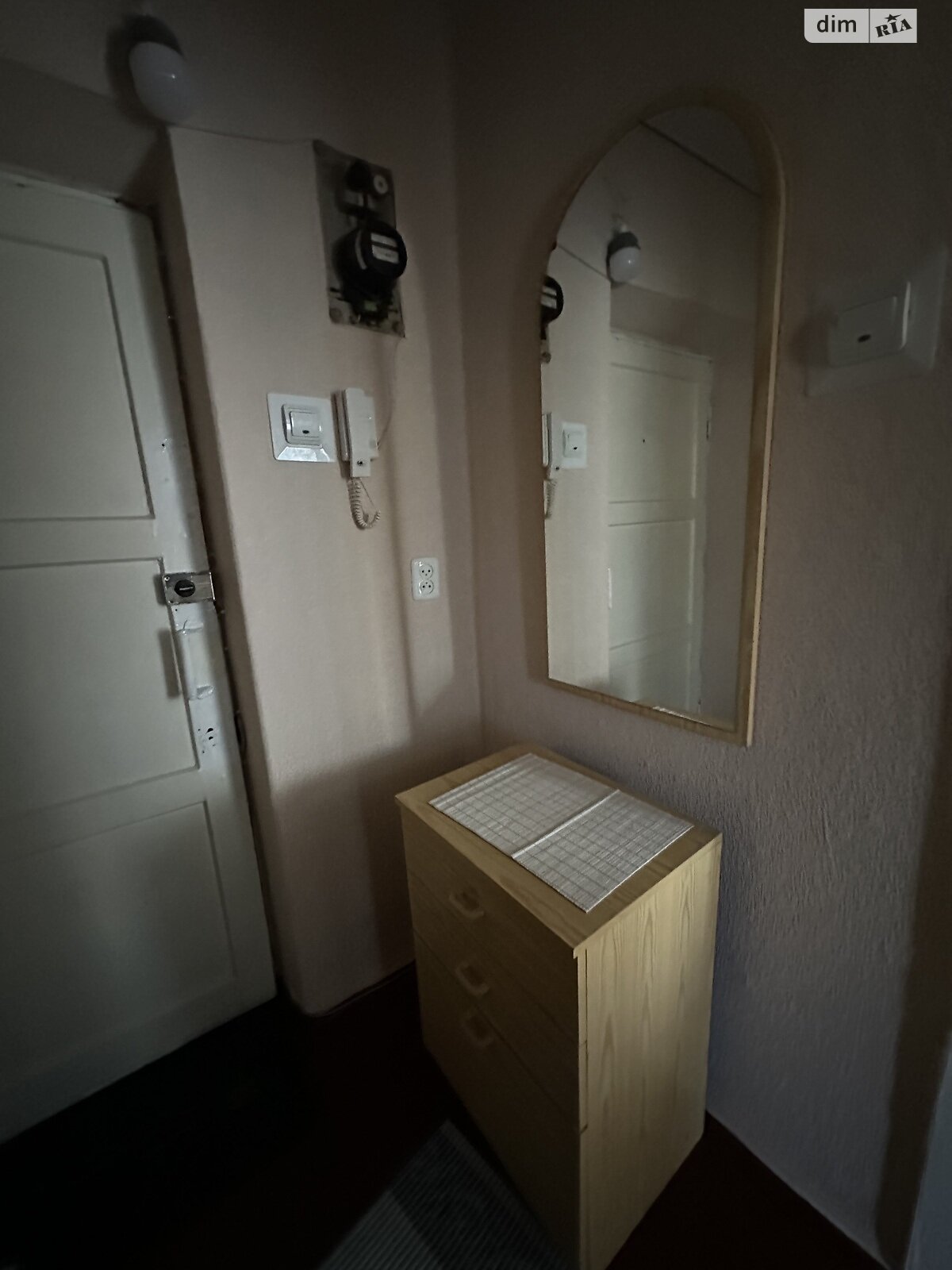 двокімнатна квартира в Вінниці, район Поділля, на вул. Пирогова в довготривалу оренду помісячно фото 1