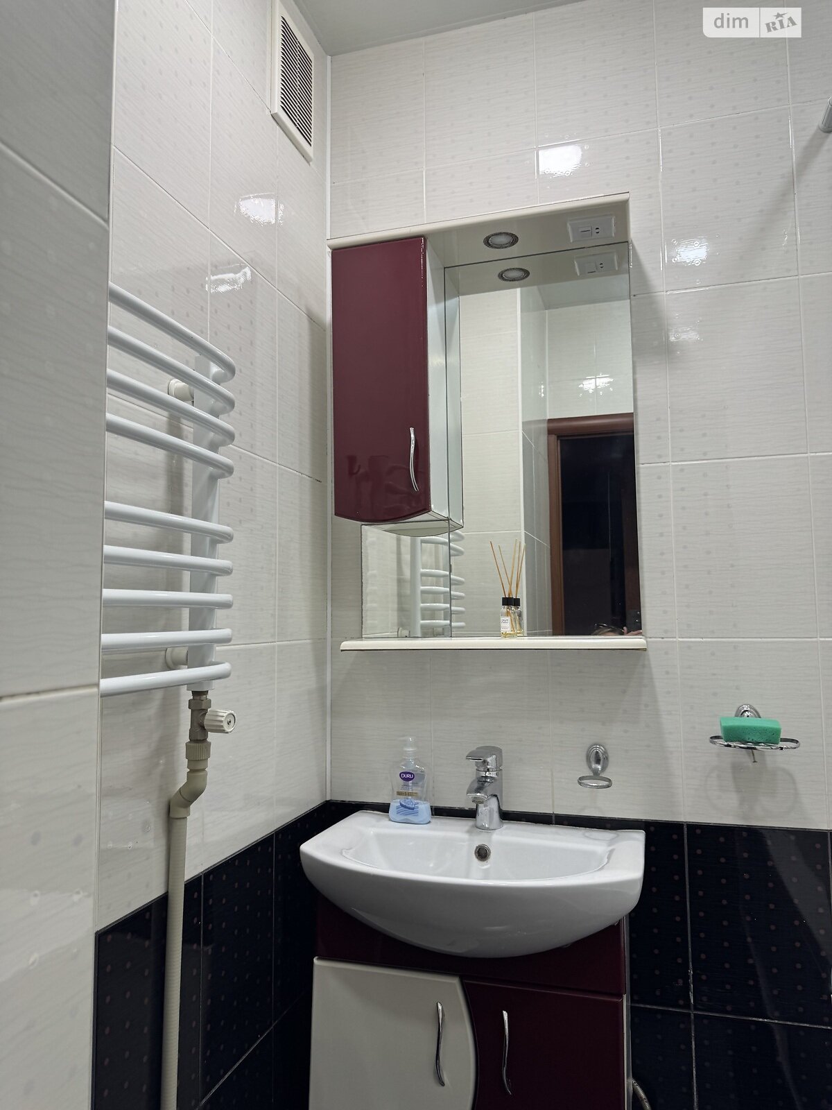 двокімнатна квартира в Вінниці, район Поділля, на вул. Родіона Скалецького 40А в довготривалу оренду помісячно фото 1