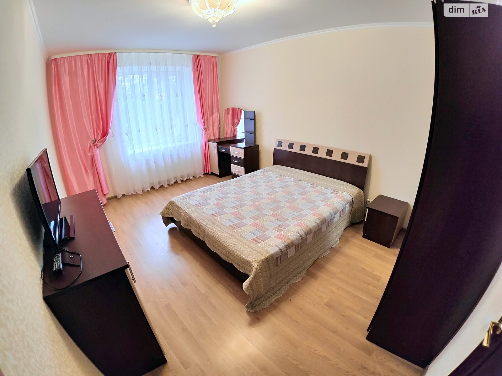 двокімнатна квартира з меблями в Вінниці, район Поділля, на бул. Свободи в довготривалу оренду помісячно фото 1 двокімнатна квартира з меблями в Вінниці, район Поділля, на бул. Свободи в довготривалу оренду помісячно фото 1