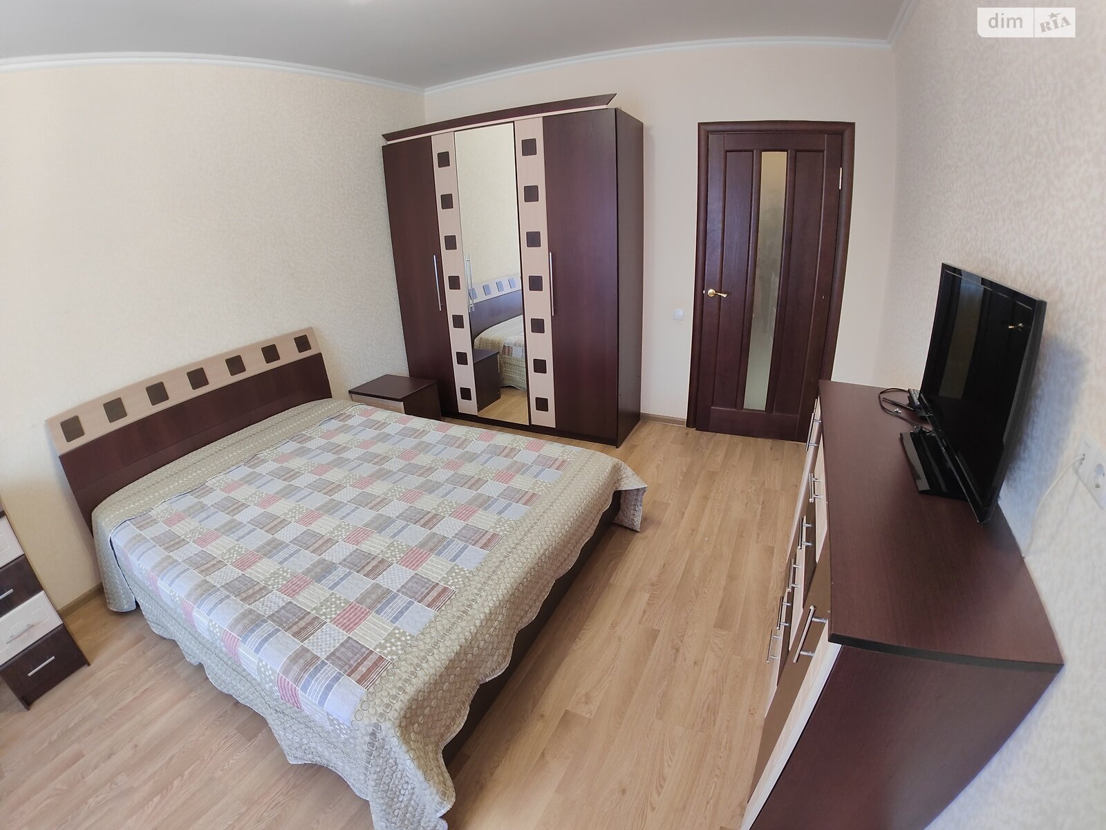 двокімнатна квартира з меблями в Вінниці, район Поділля, на бул. Свободи в довготривалу оренду помісячно фото 1 двокімнатна квартира з меблями в Вінниці, район Поділля, на бул. Свободи в довготривалу оренду помісячно фото 1